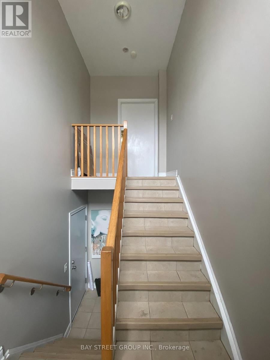 Upper - 343 PINE AVENUE Image 3