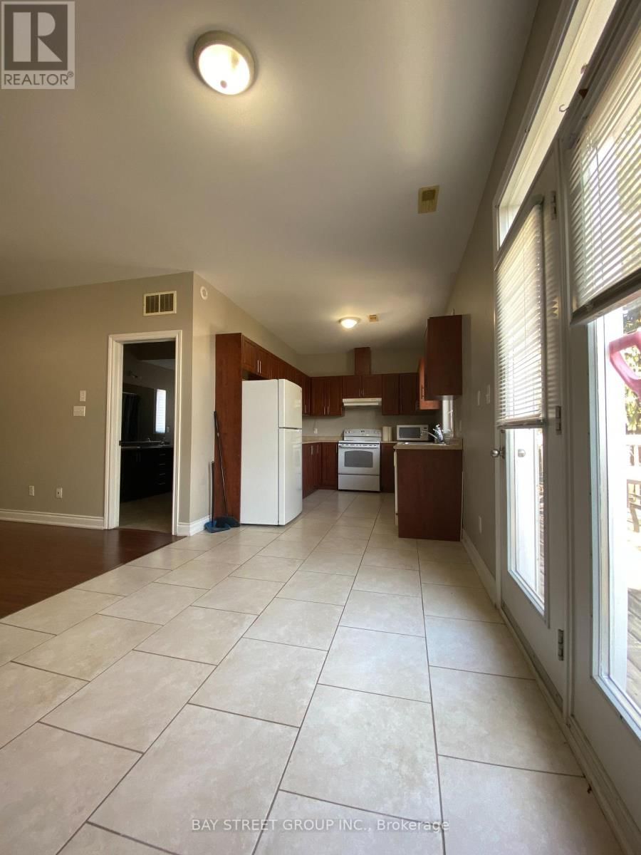Upper - 343 PINE AVENUE Image 7
