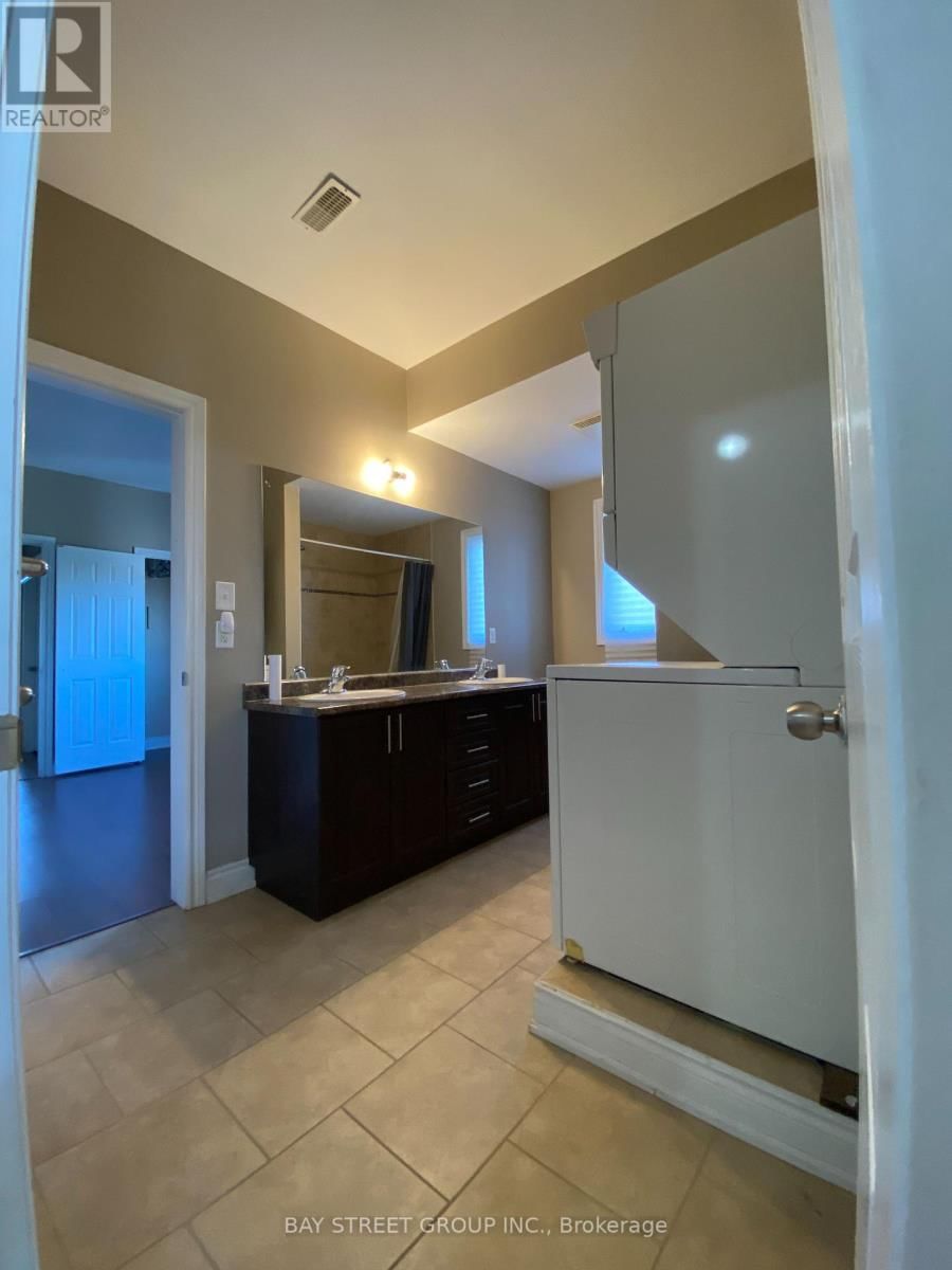 Upper - 343 PINE AVENUE Image 8