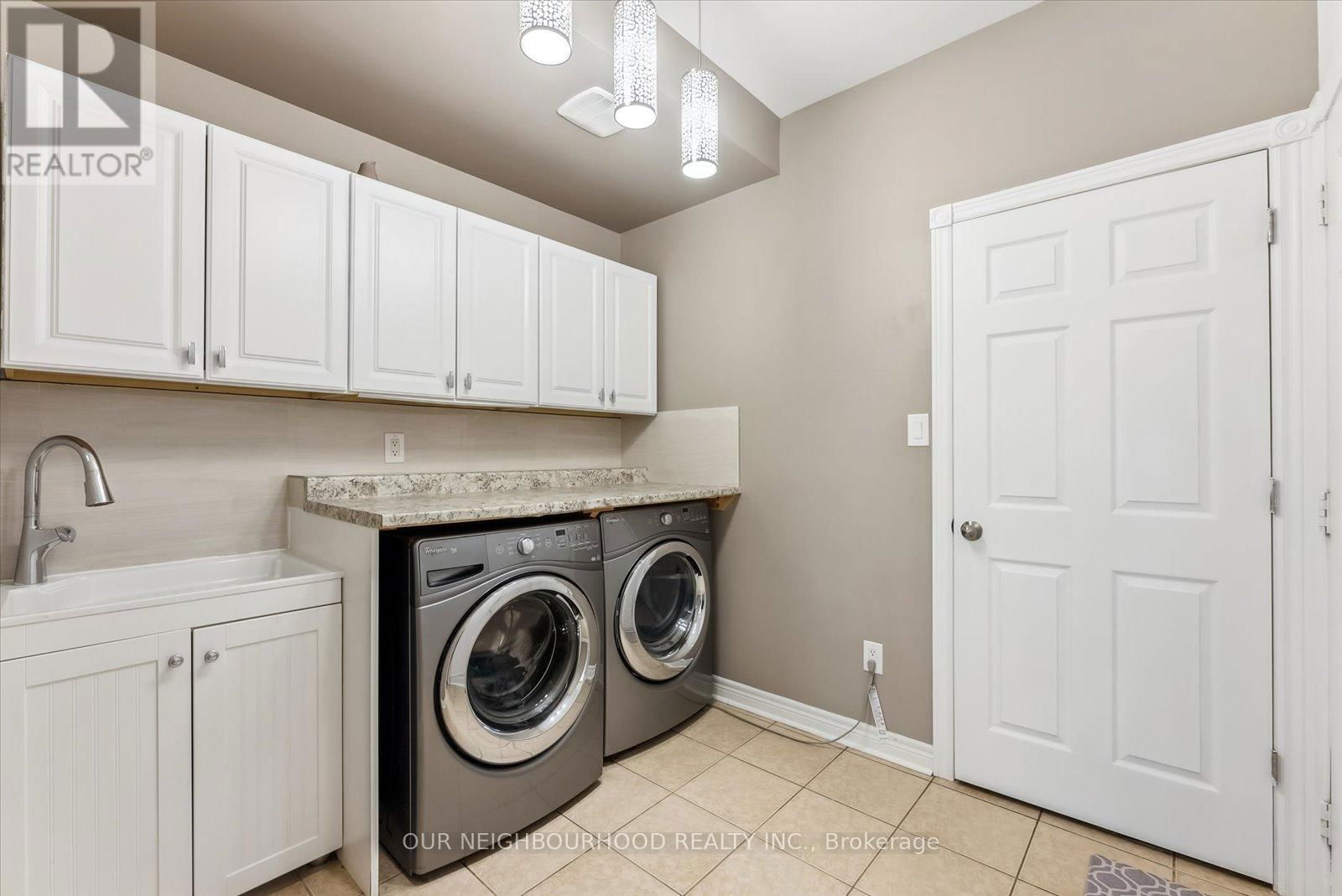 794 HANMORE COURT Image 22