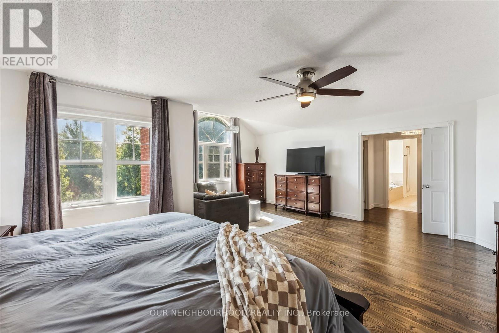 794 HANMORE COURT Image 26