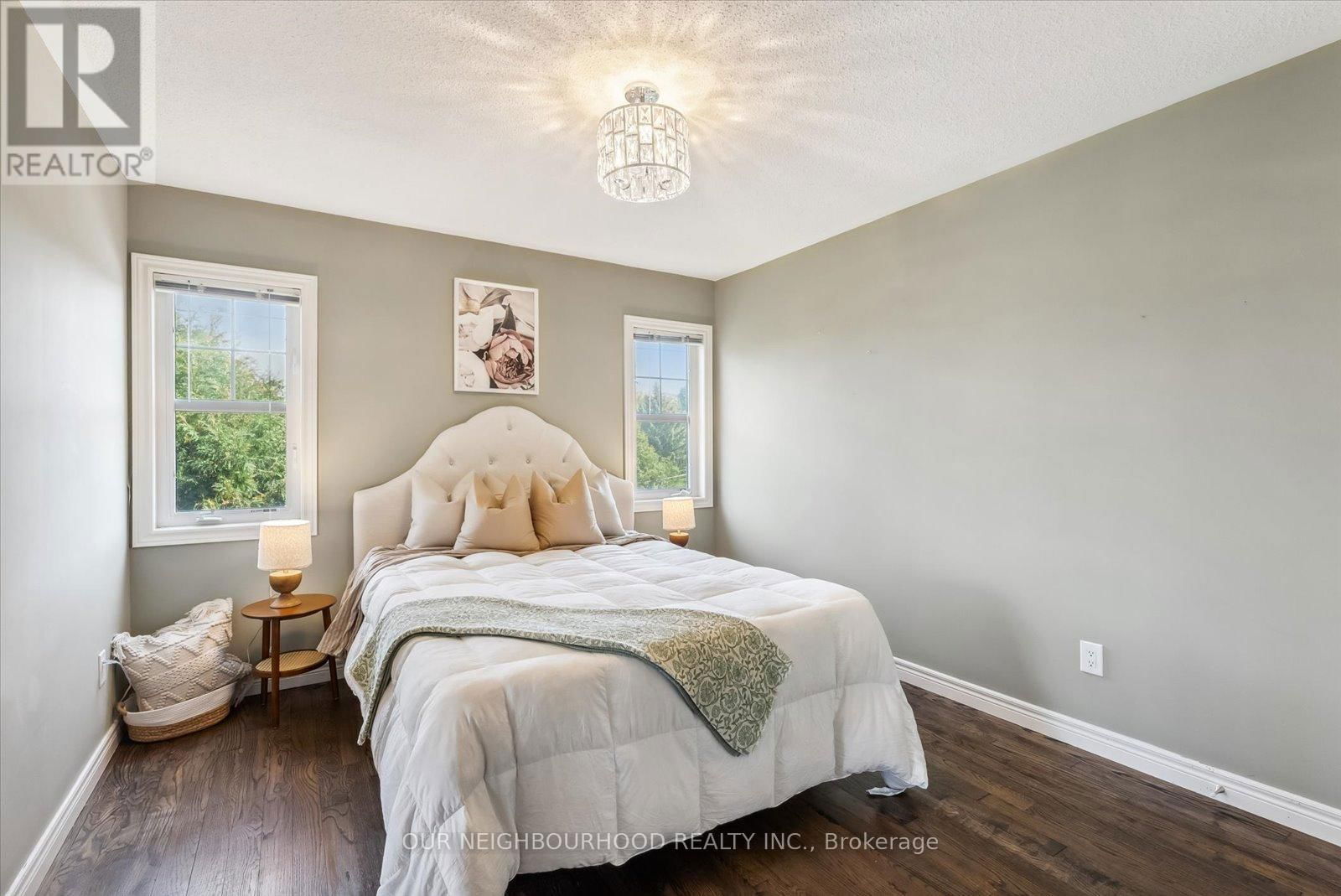 794 HANMORE COURT Image 30