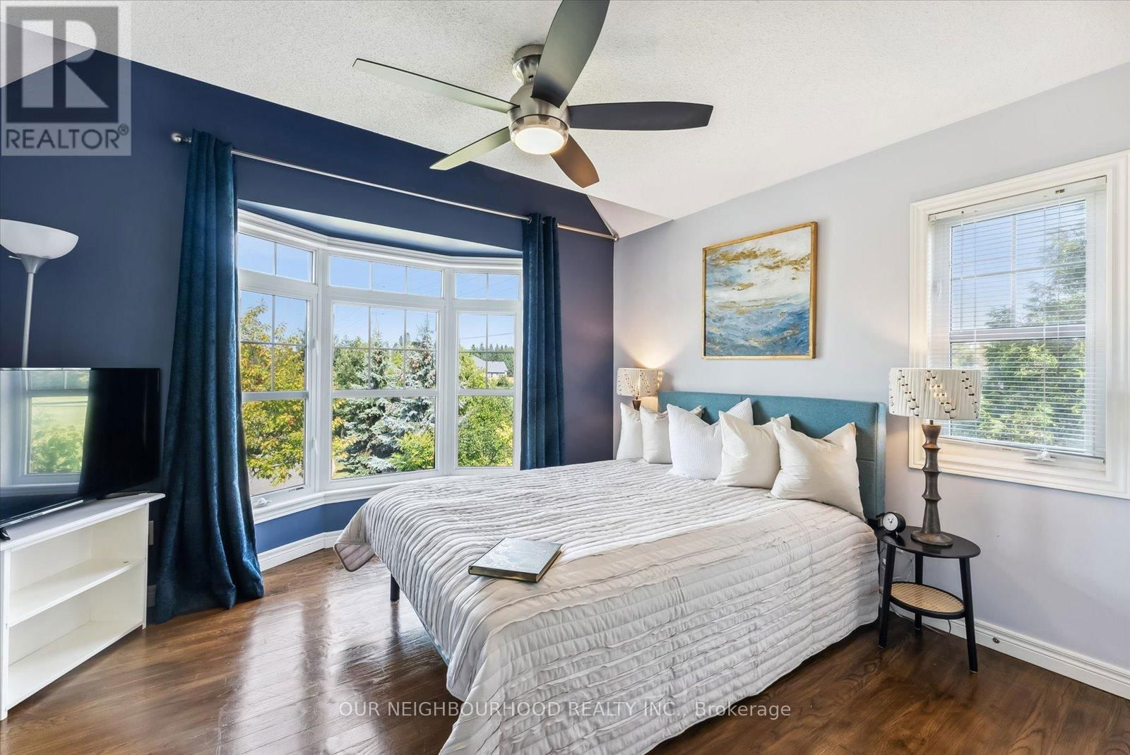 794 HANMORE COURT Image 32