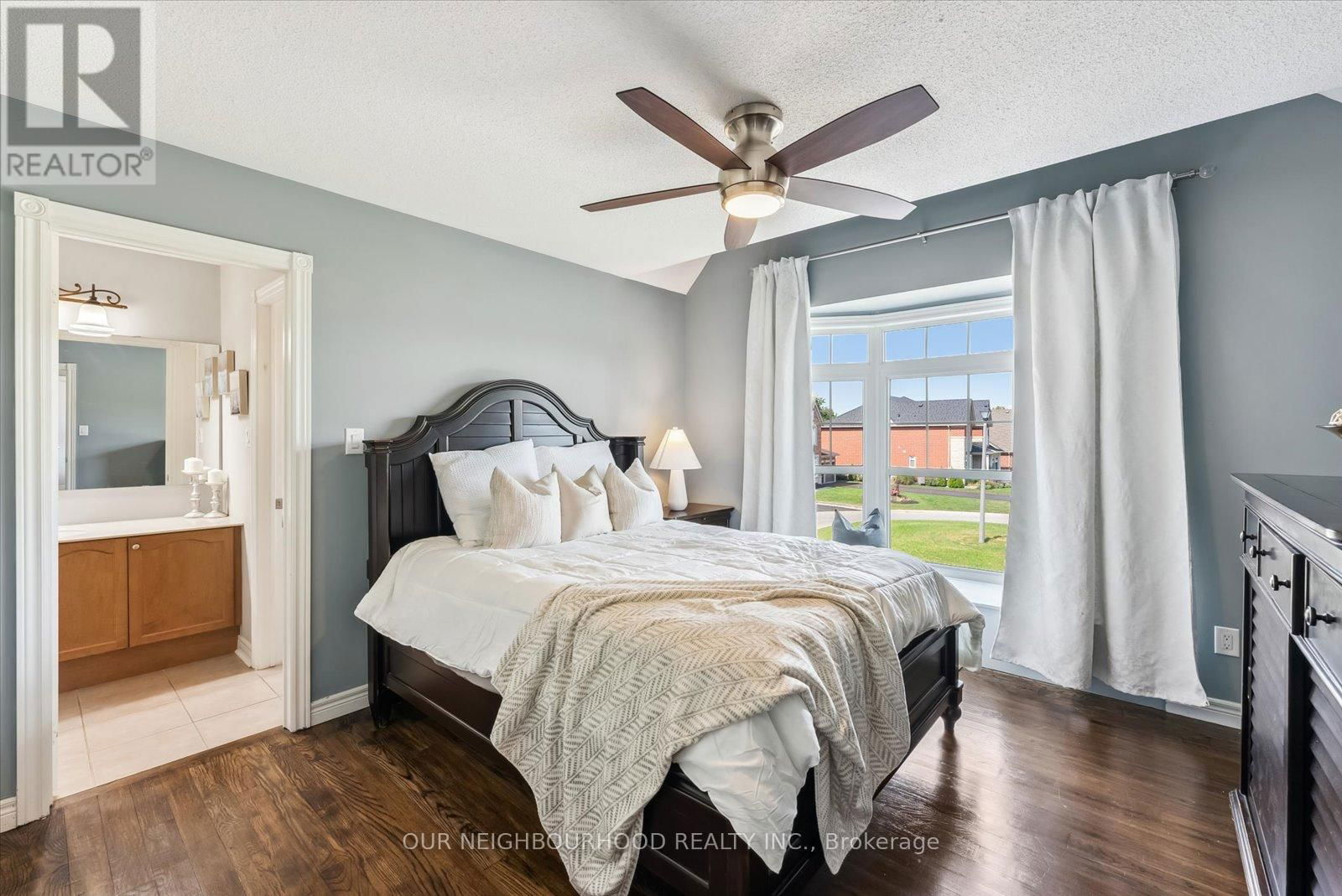 794 HANMORE COURT Image 36