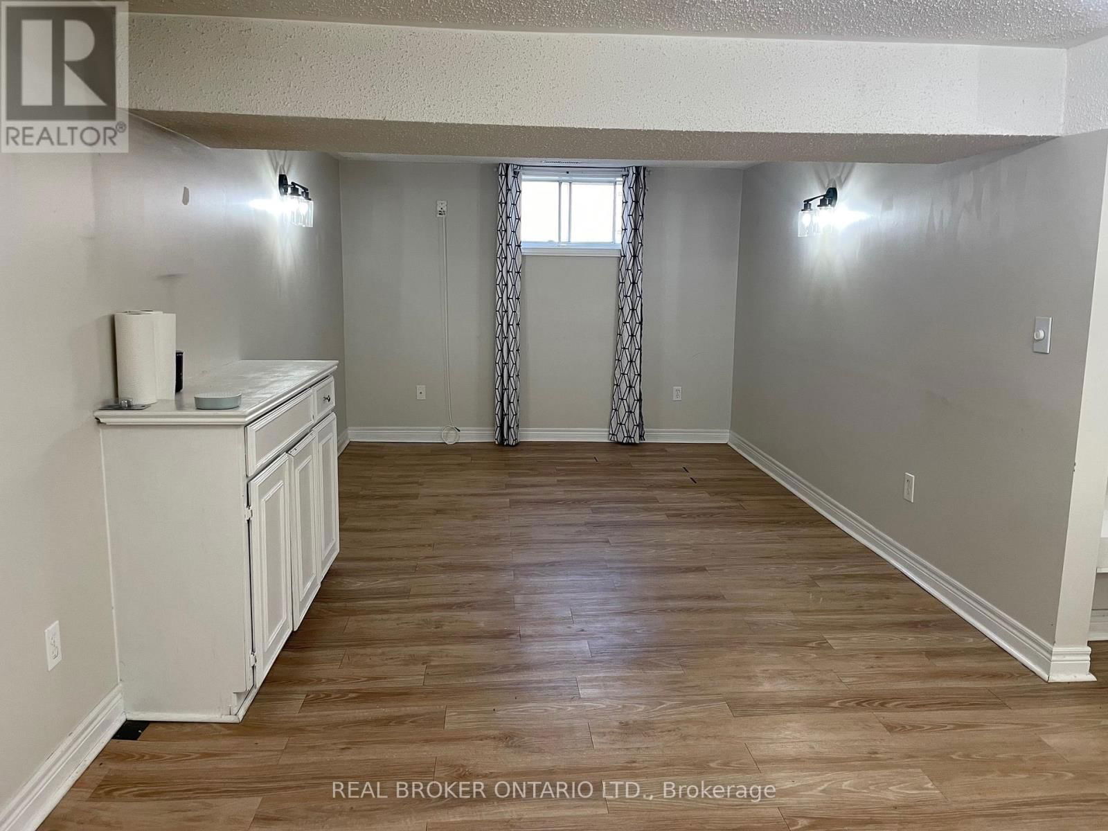 Lower - 13 ORCHARDVIEW BOULEVARD Image 3
