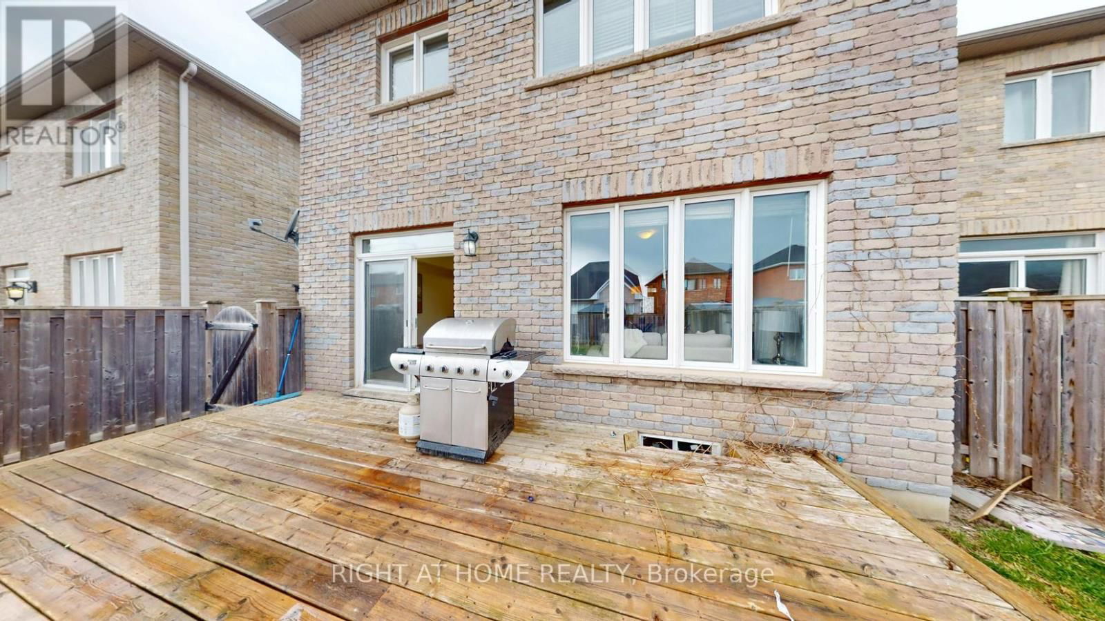 99 GRADY DRIVE Image 22