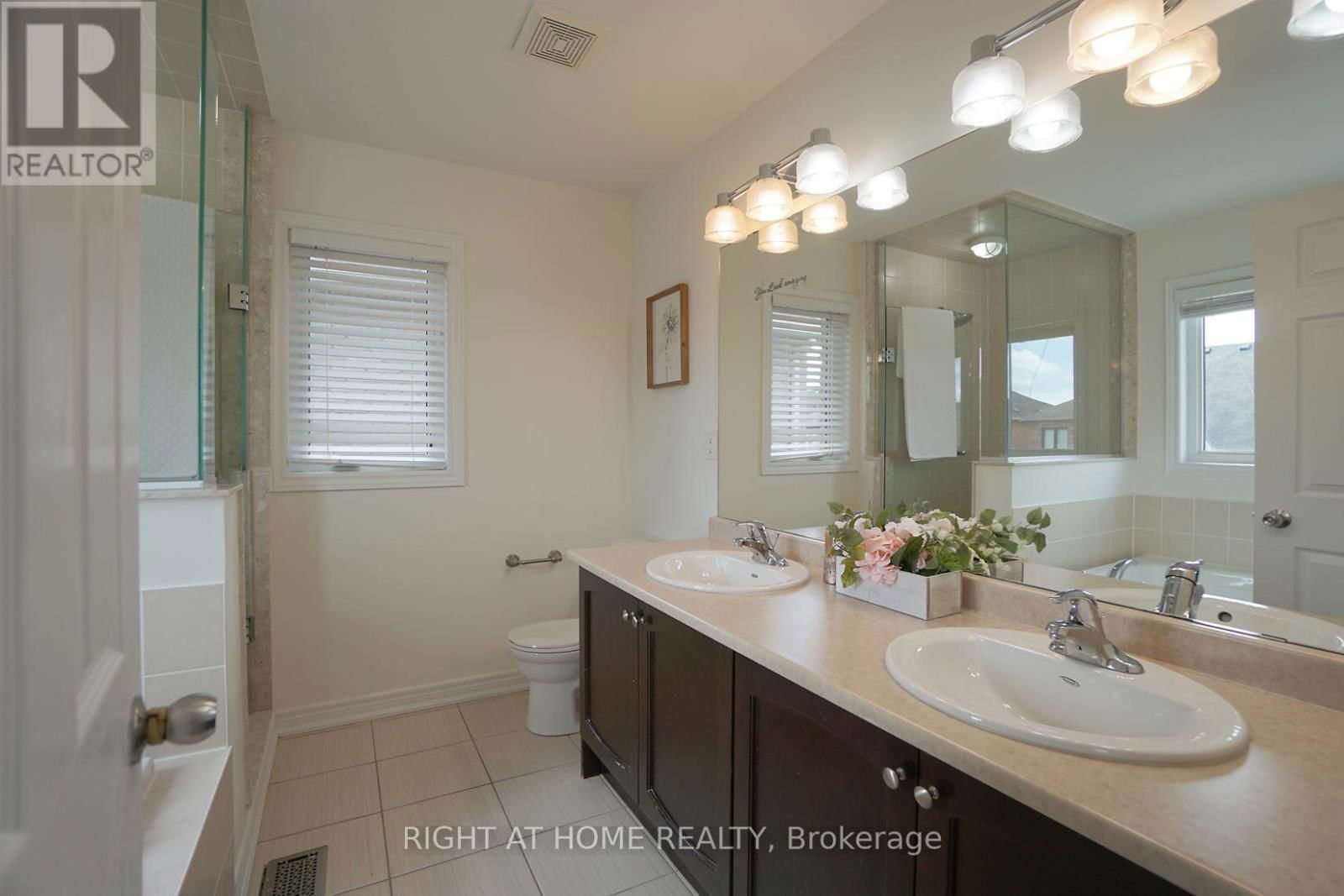 99 GRADY DRIVE Image 39