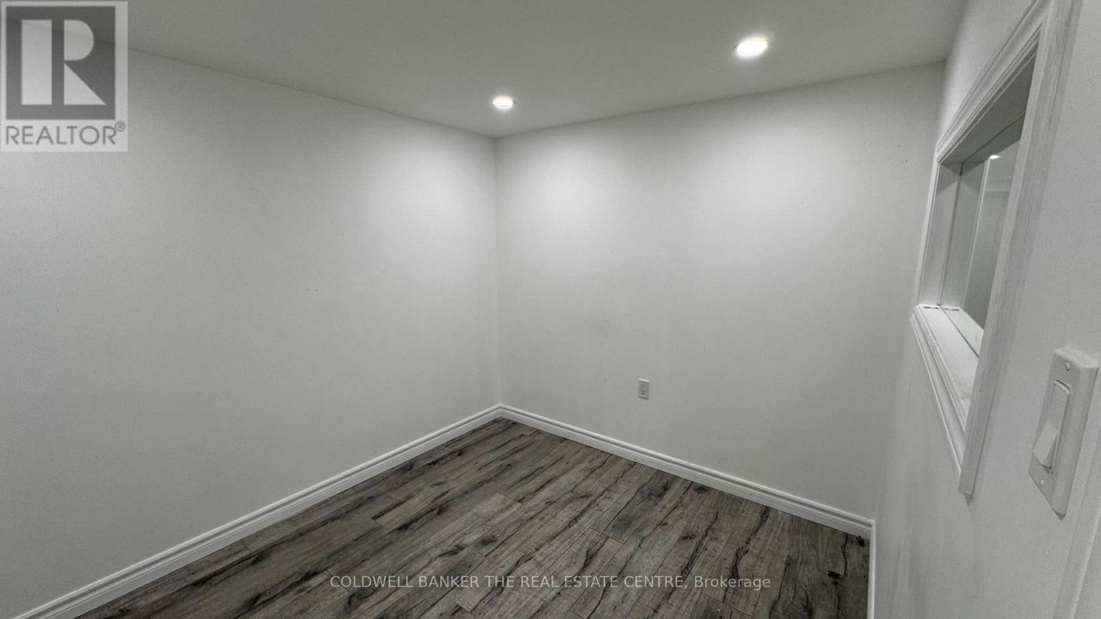 Room 3 - 4508 KINGSTON ROAD Image 3