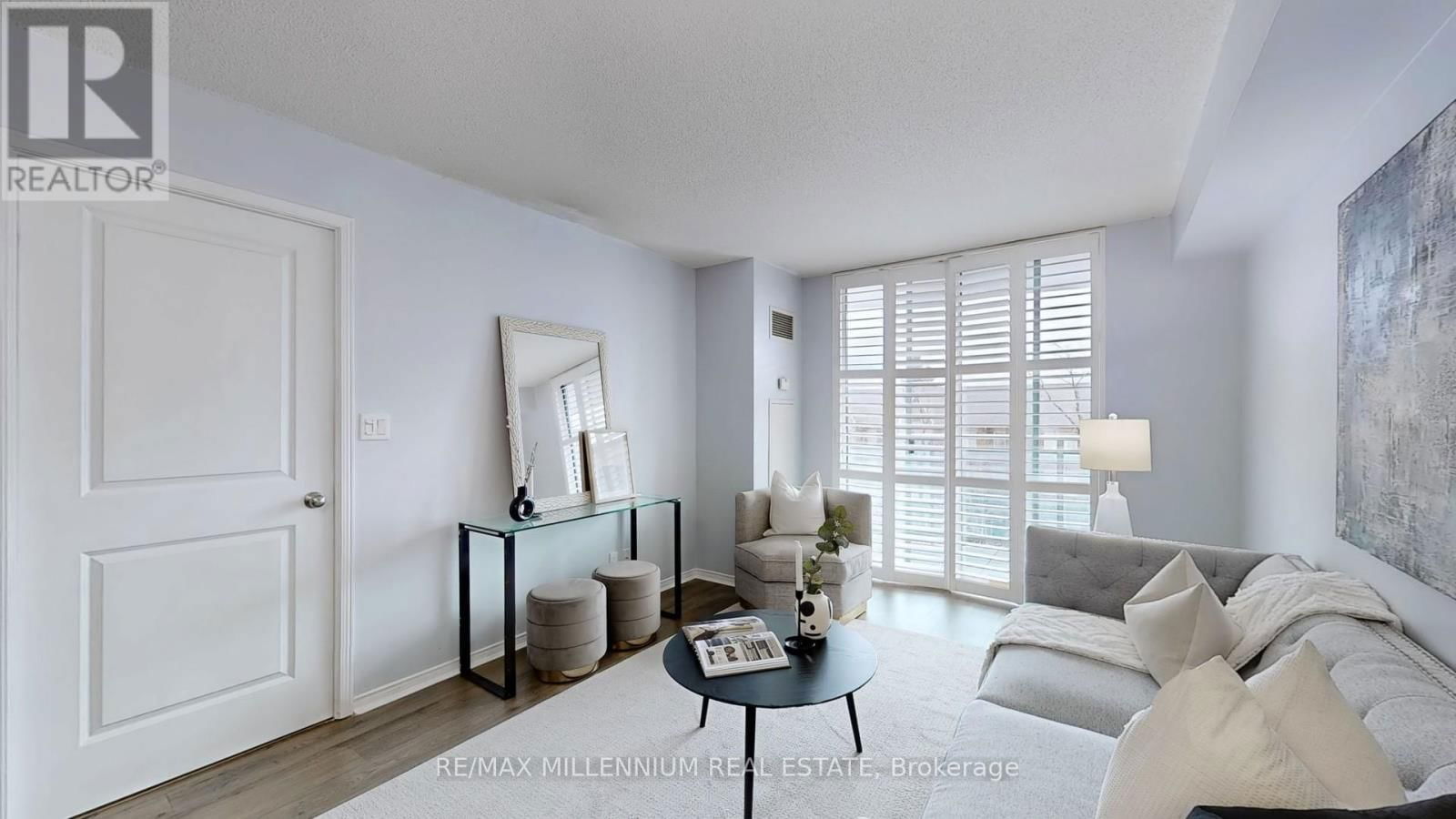 2N - 8 ROSEBANK DRIVE Image 11