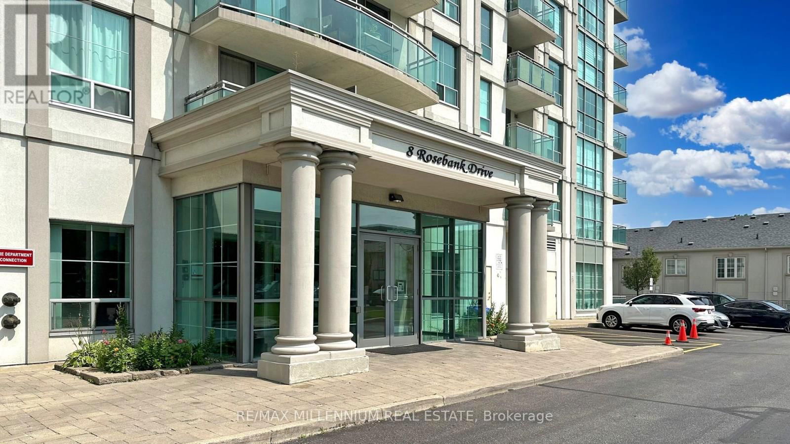 2N - 8 ROSEBANK DRIVE Image 2