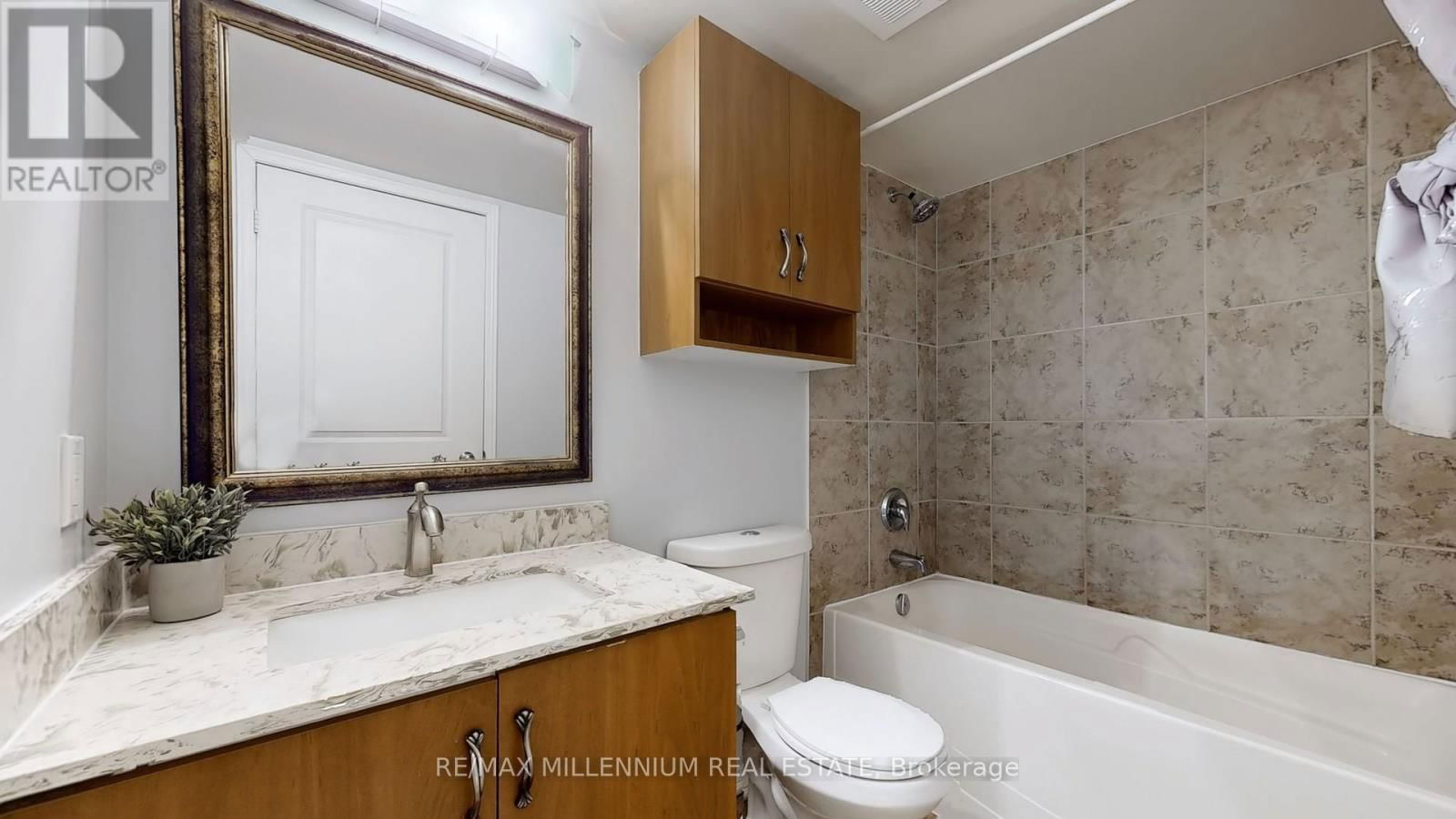 2N - 8 ROSEBANK DRIVE Image 26