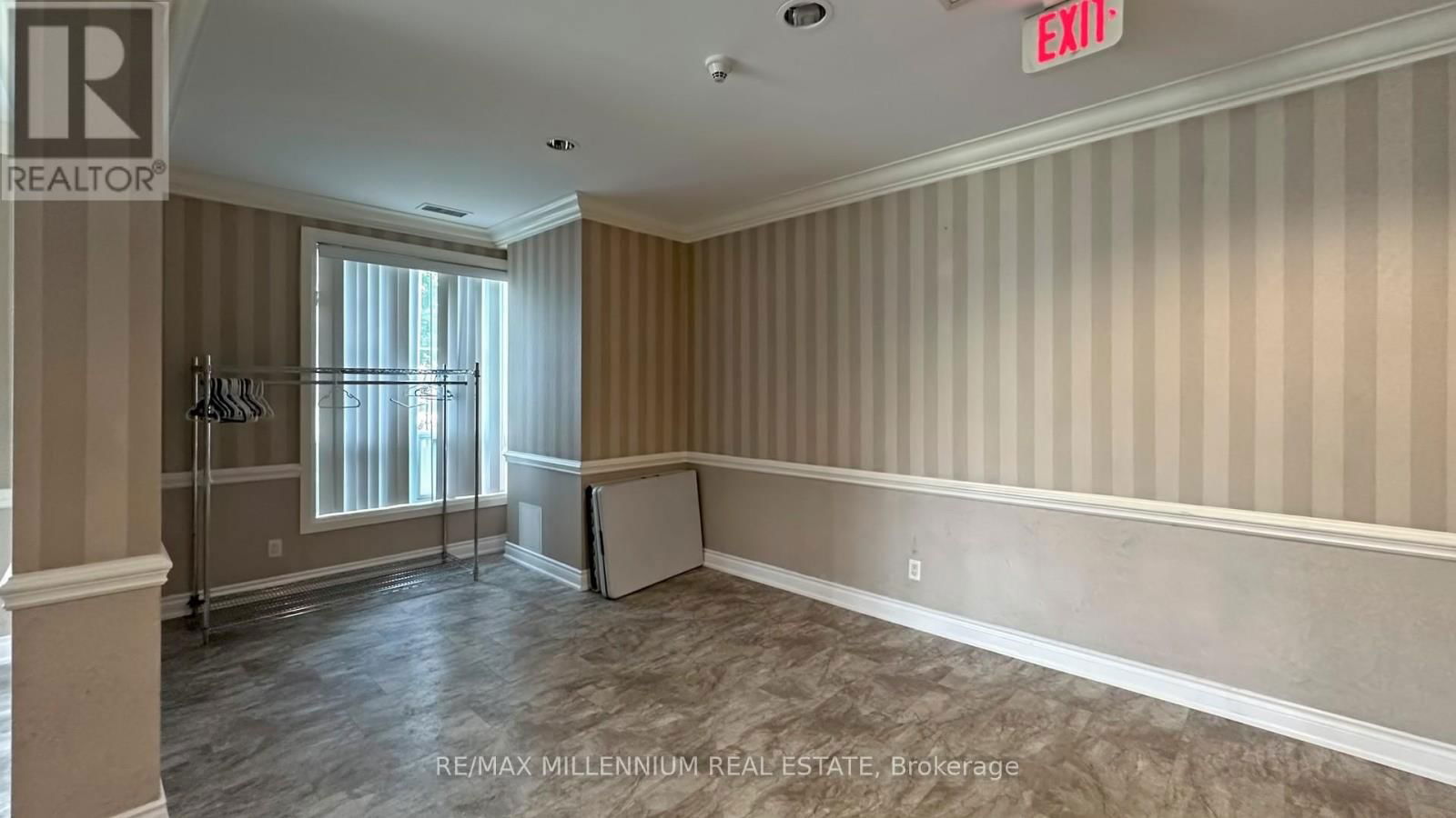 2N - 8 ROSEBANK DRIVE Image 47