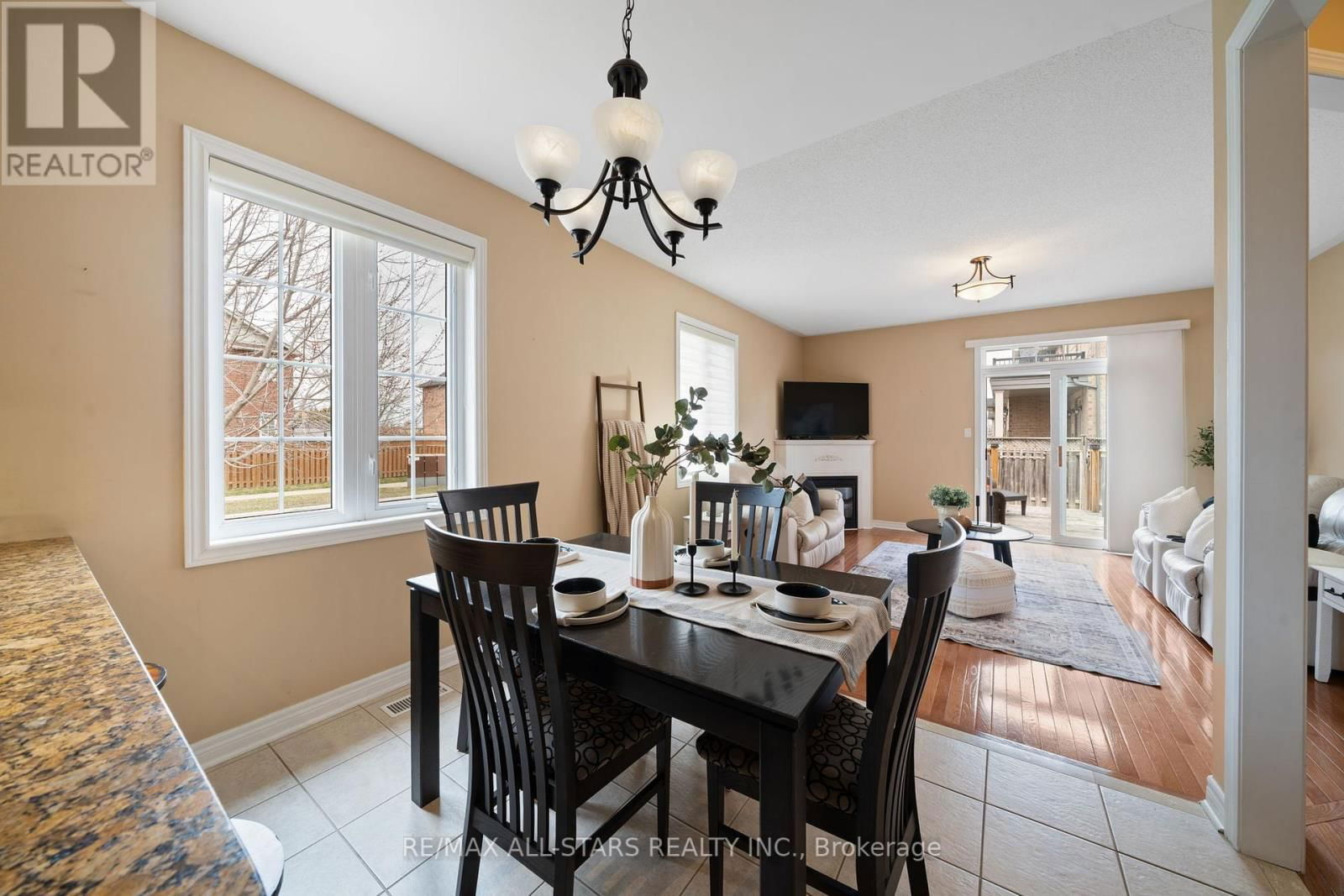 79 SHERRINGTON DRIVE Image 12