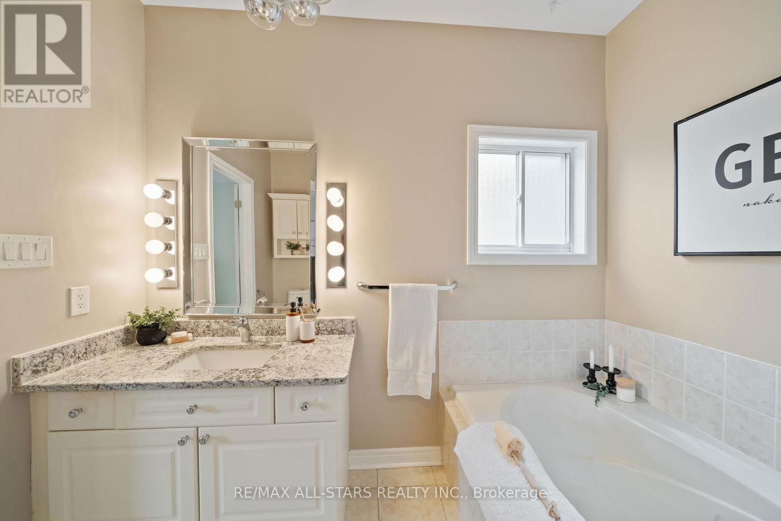 79 SHERRINGTON DRIVE Image 26