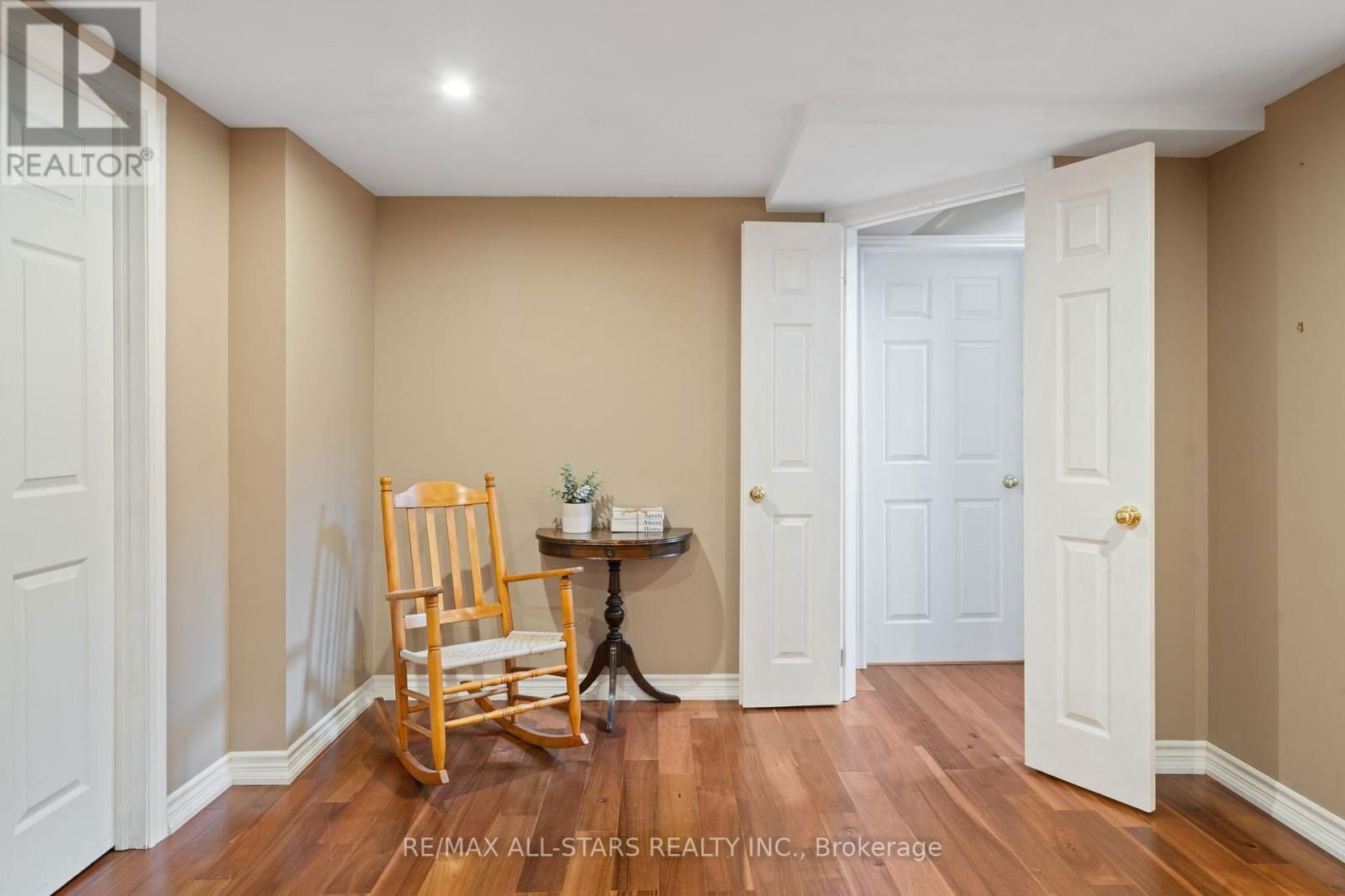 79 SHERRINGTON DRIVE Image 36