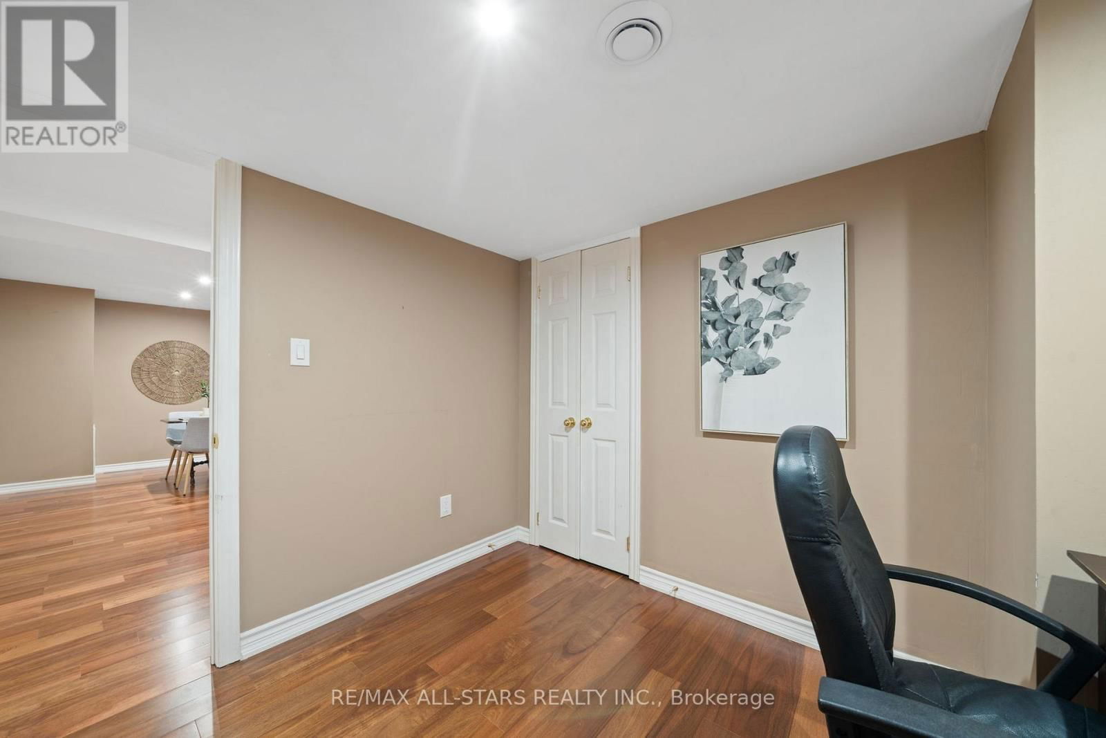 79 SHERRINGTON DRIVE Image 38