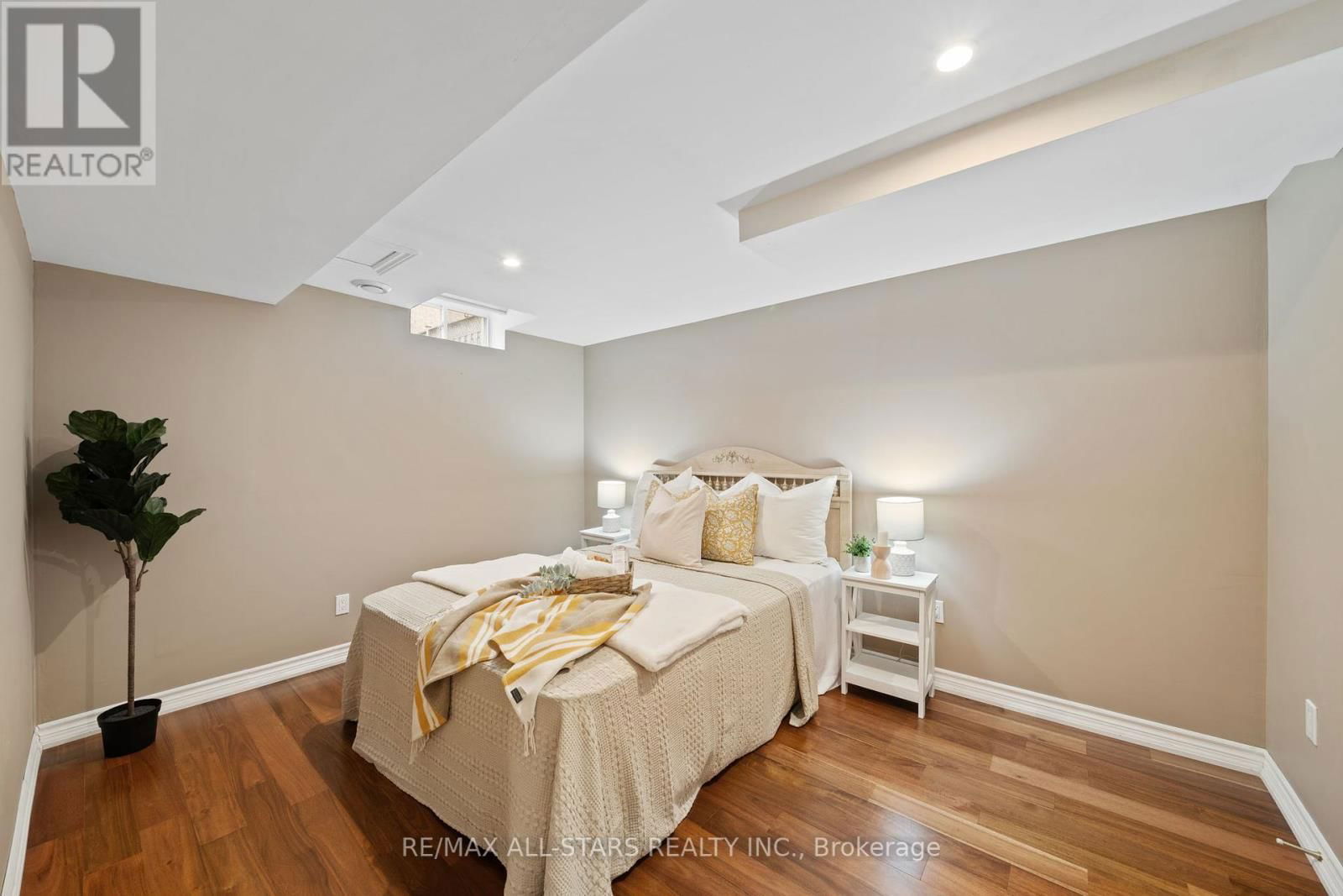 79 SHERRINGTON DRIVE Image 39