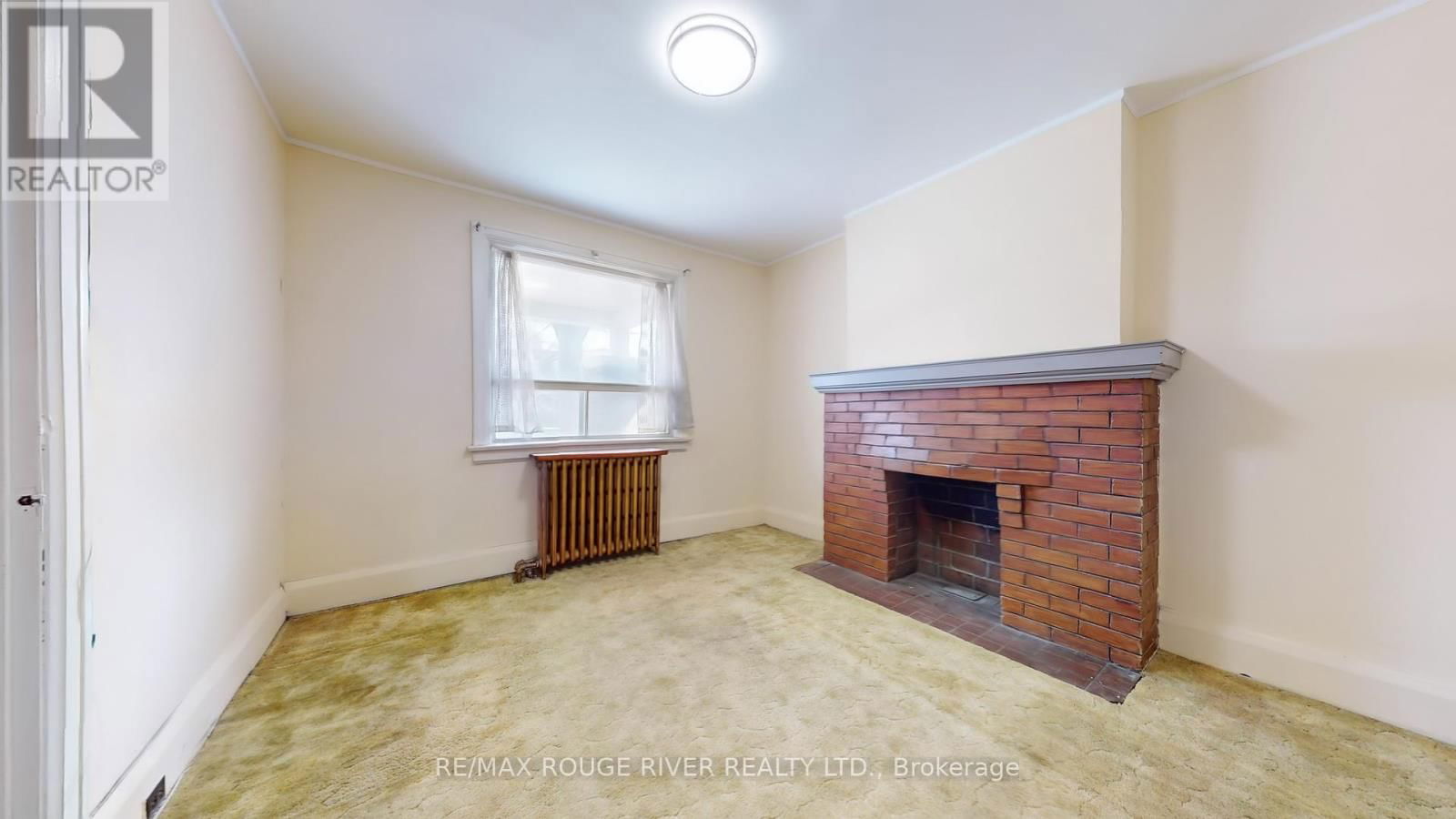 218 DEWHURST BOULEVARD NORTH Image 2