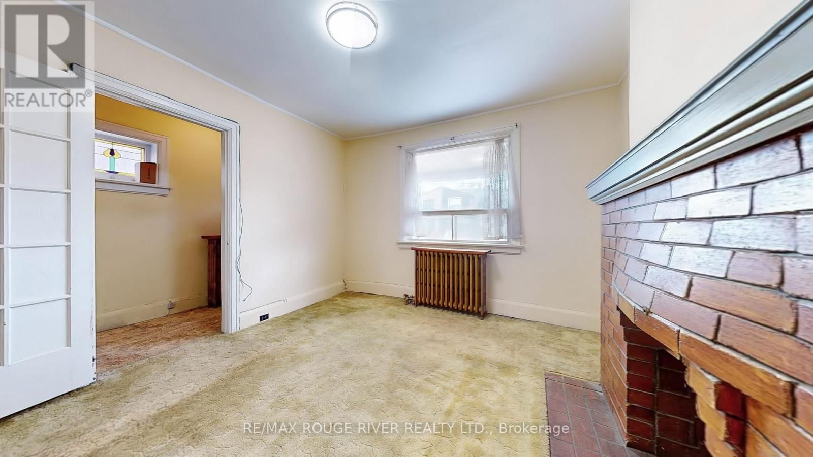 218 DEWHURST BOULEVARD NORTH Image 3