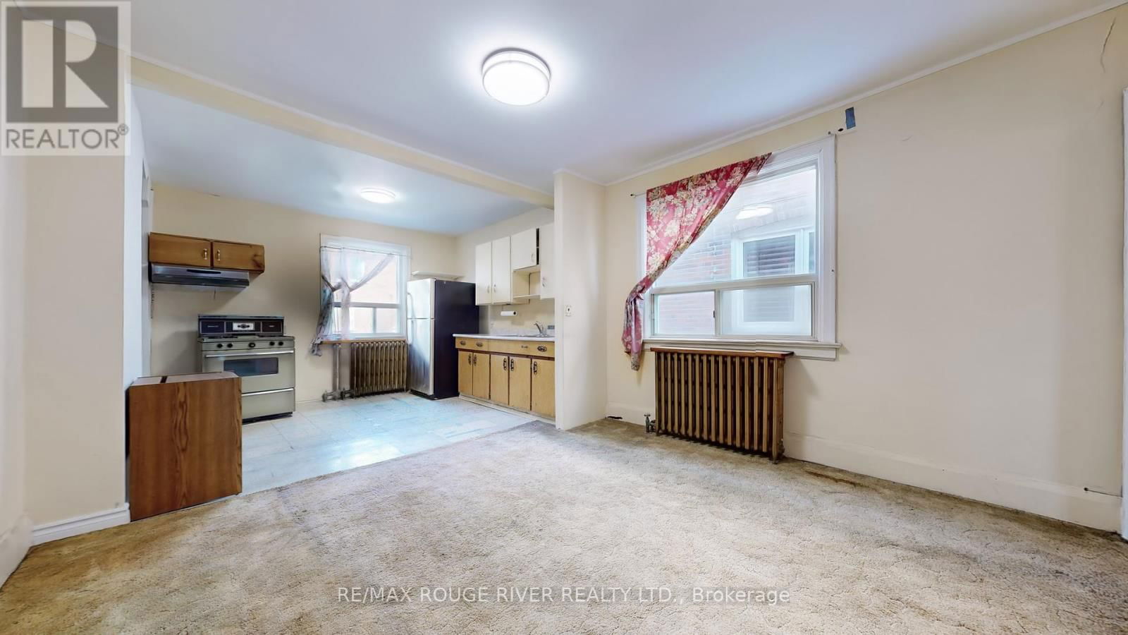 218 DEWHURST BOULEVARD NORTH Image 6