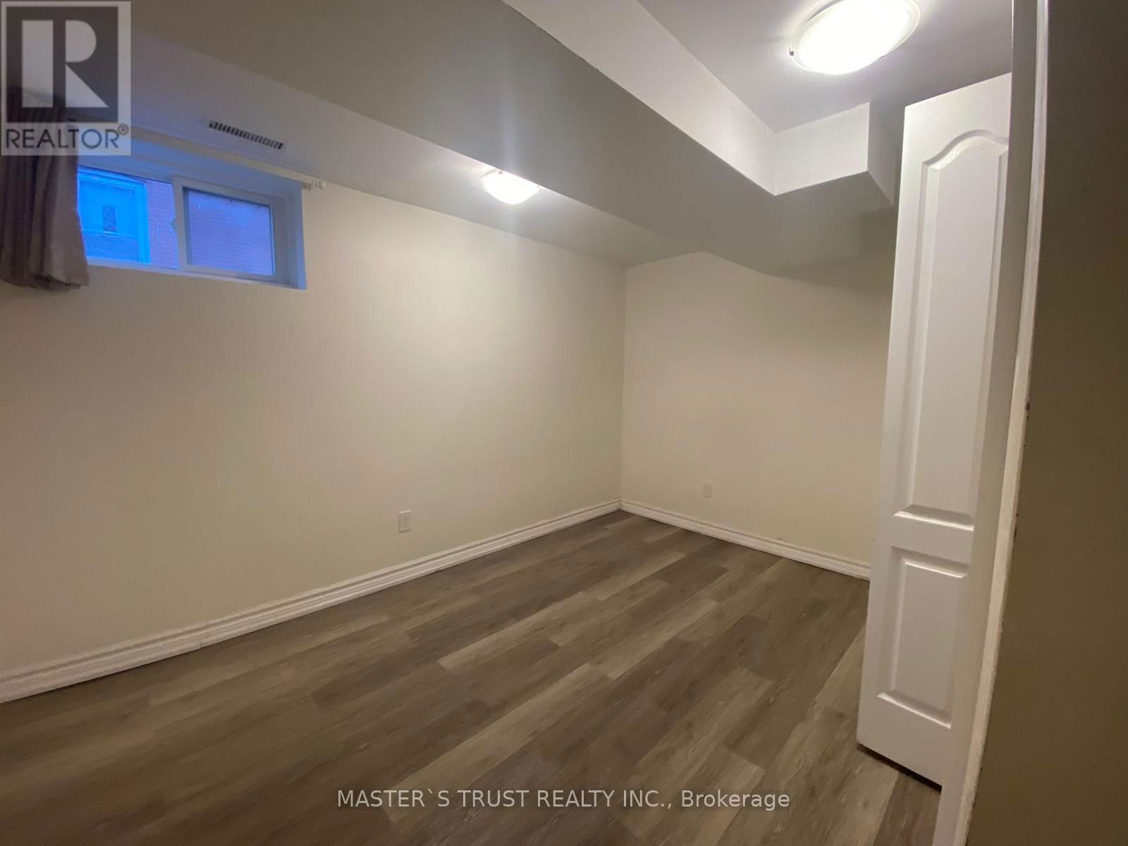 Basement - 711 DUNLOP STREET WEST Image 3