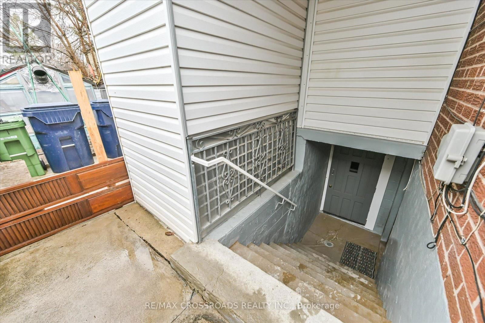 48 PHILLIP AVENUE Image 28