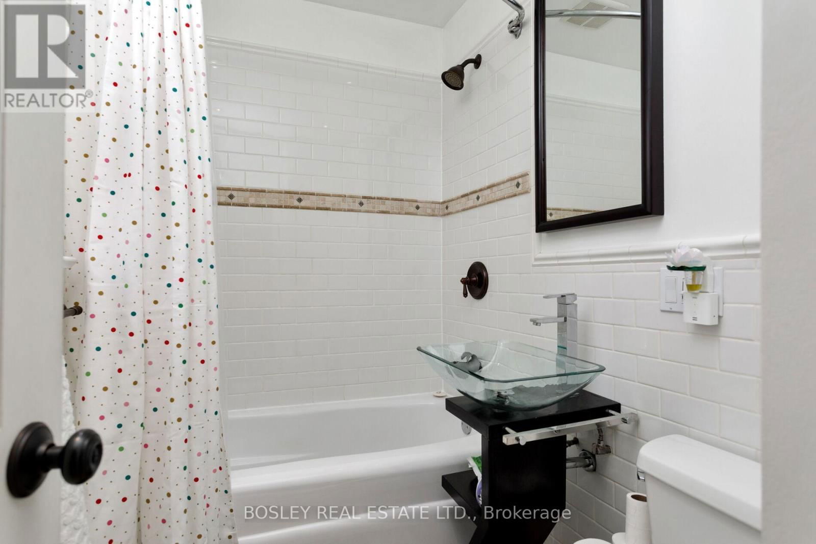 12 HOMESTEAD ROAD Image 13