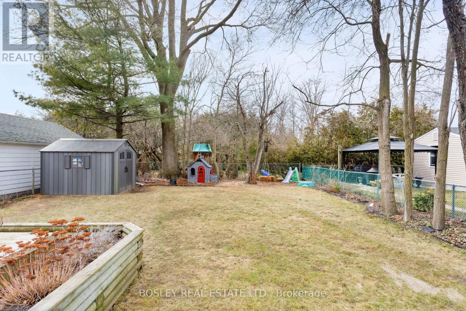 12 HOMESTEAD ROAD Image 27
