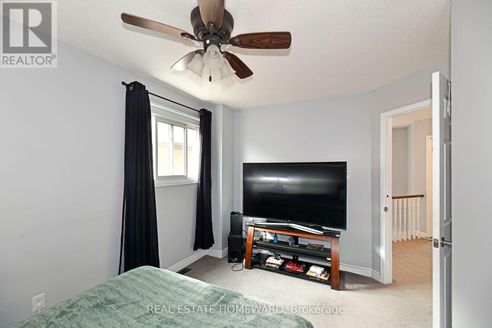 640 CHIRON CRESCENT Image 30