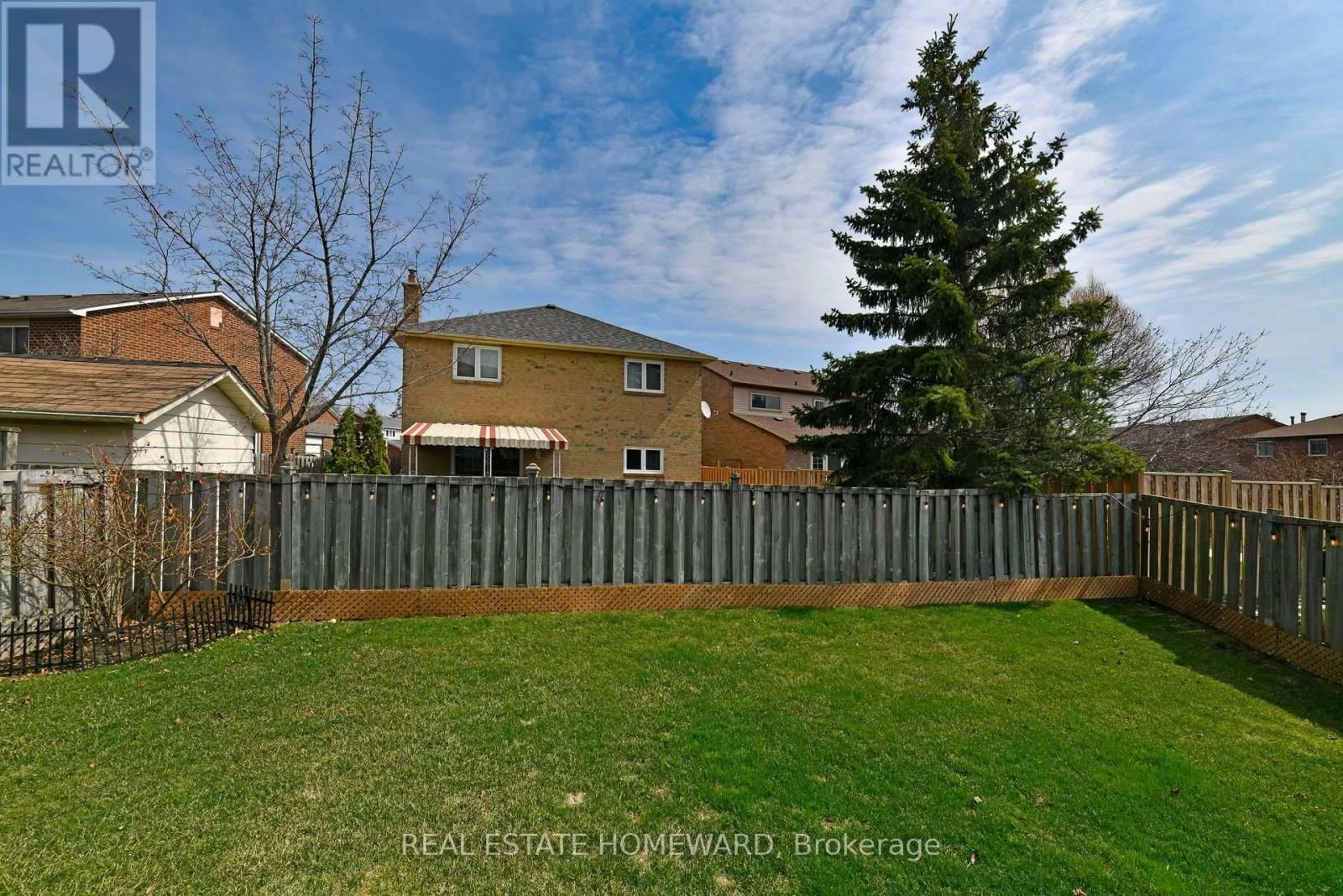 640 CHIRON CRESCENT Image 38