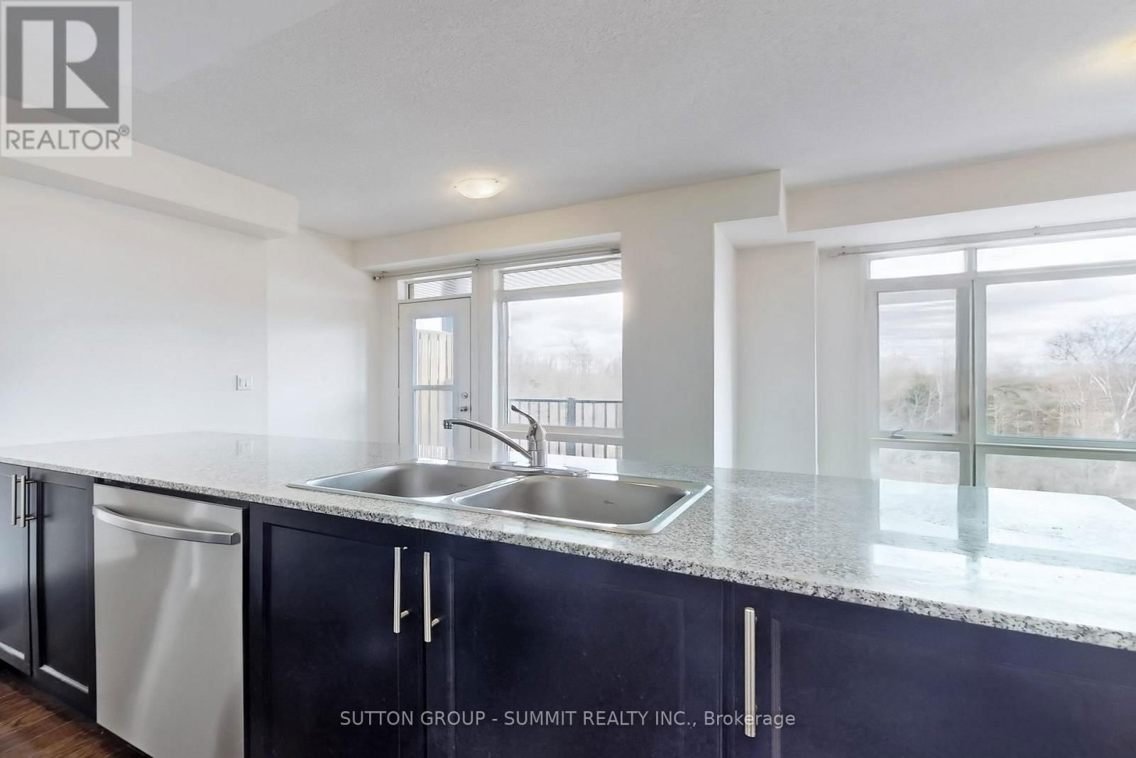 460 SALEM ROAD SOUTH Image 17