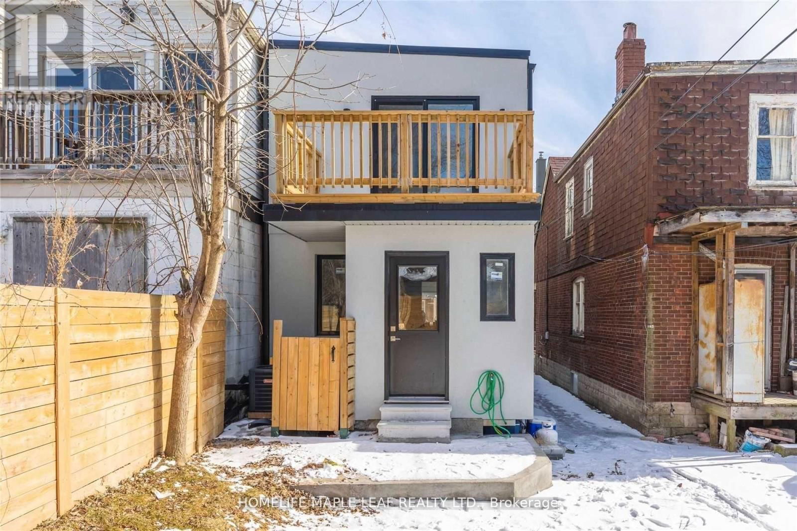 386 COXWELL AVENUE Image 40