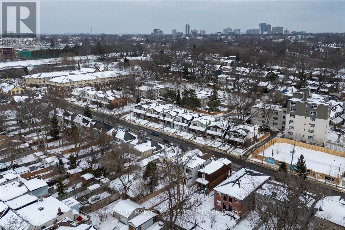 386 COXWELL AVENUE Image 46