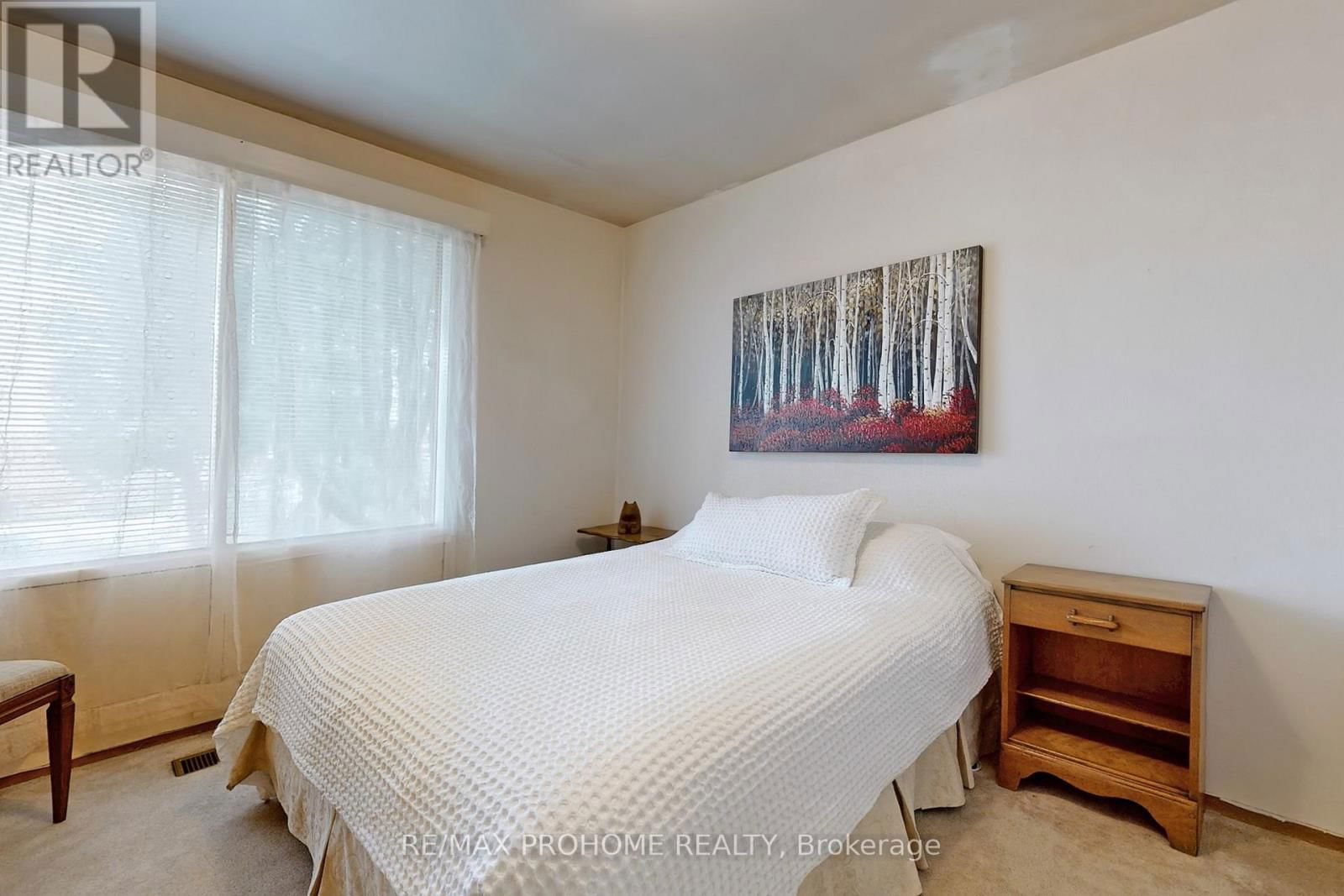 17 OAKWORTH CRESCENT Image 22