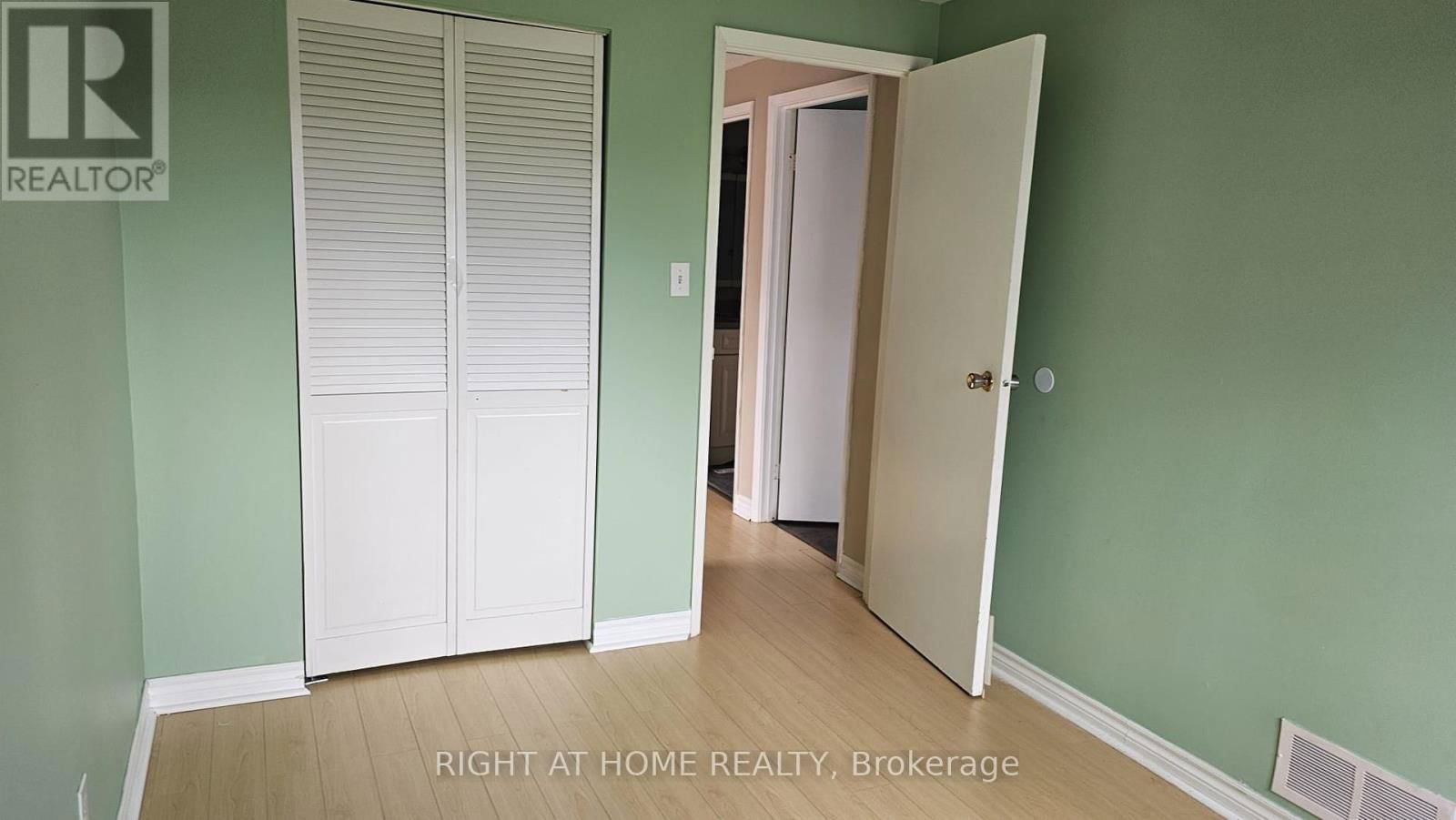 1391 FENELON CRESCENT Image 17