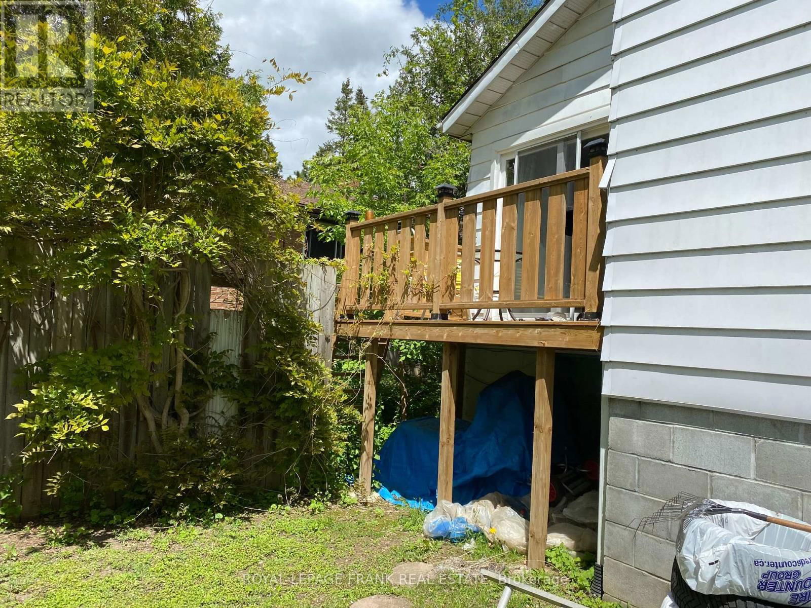 1994 GLENDALE DRIVE Image 27