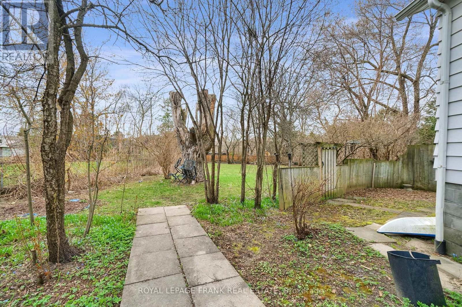 1994 GLENDALE DRIVE Image 28