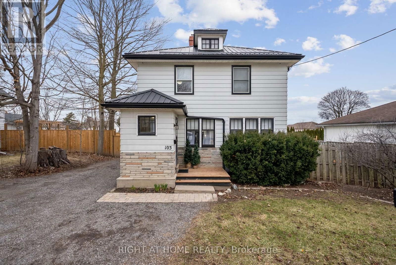 103 LIBERTY STREET NORTH Image 1