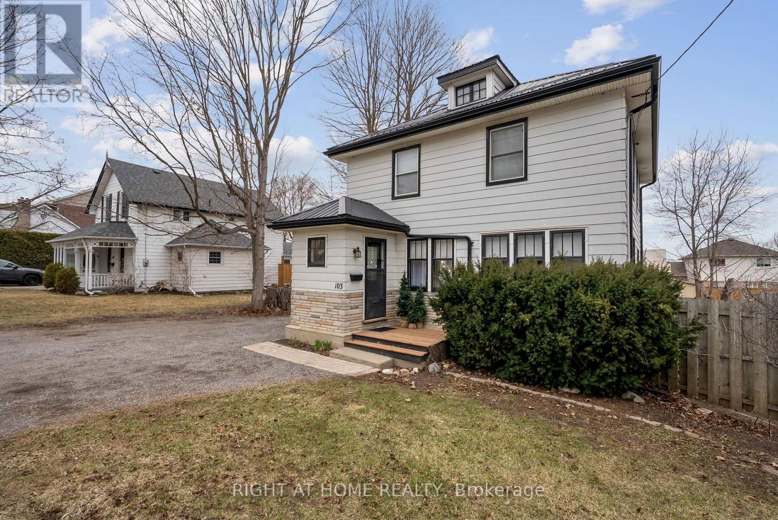 103 LIBERTY STREET NORTH Image 2