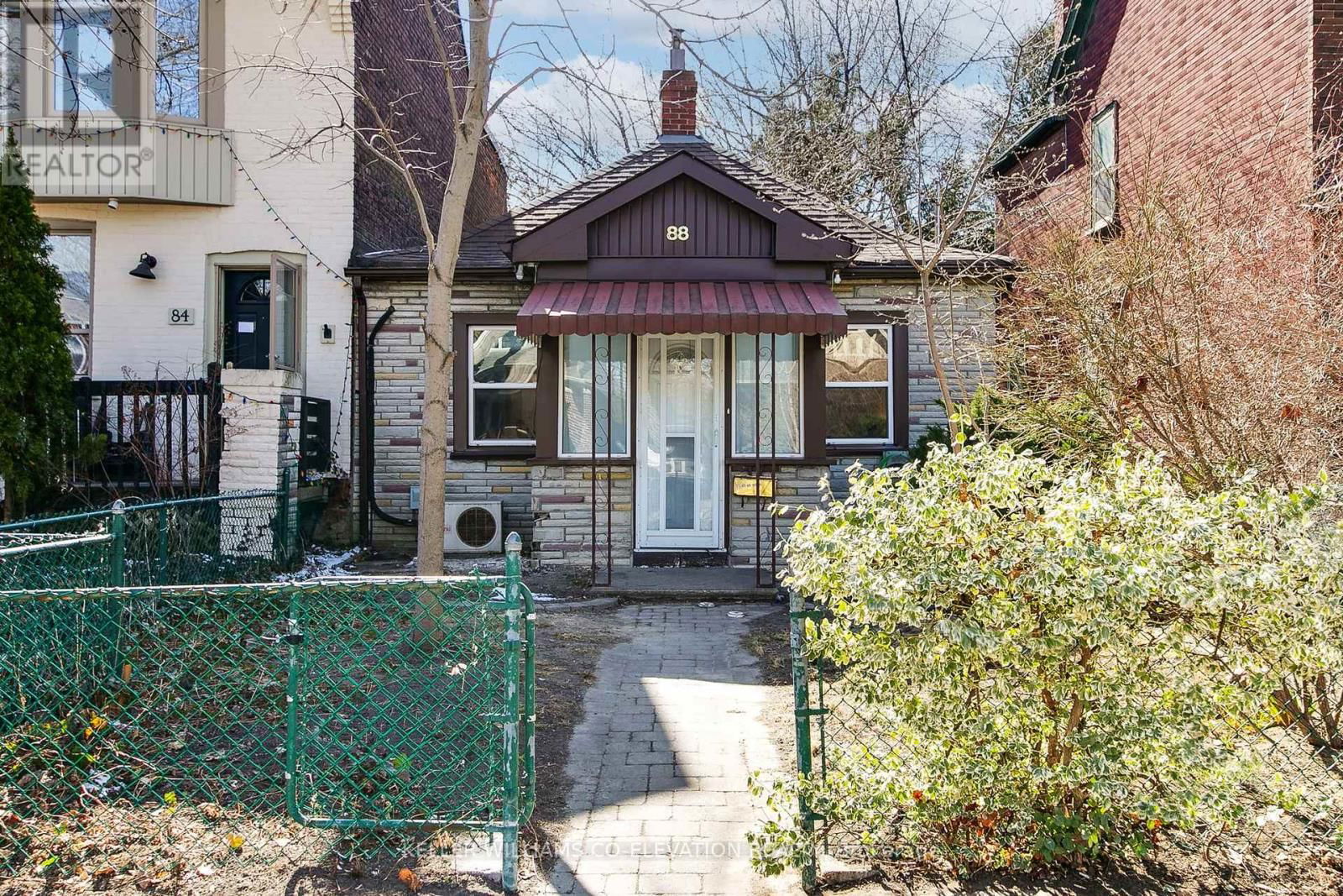 88 REDWOOD AVENUE Image 33