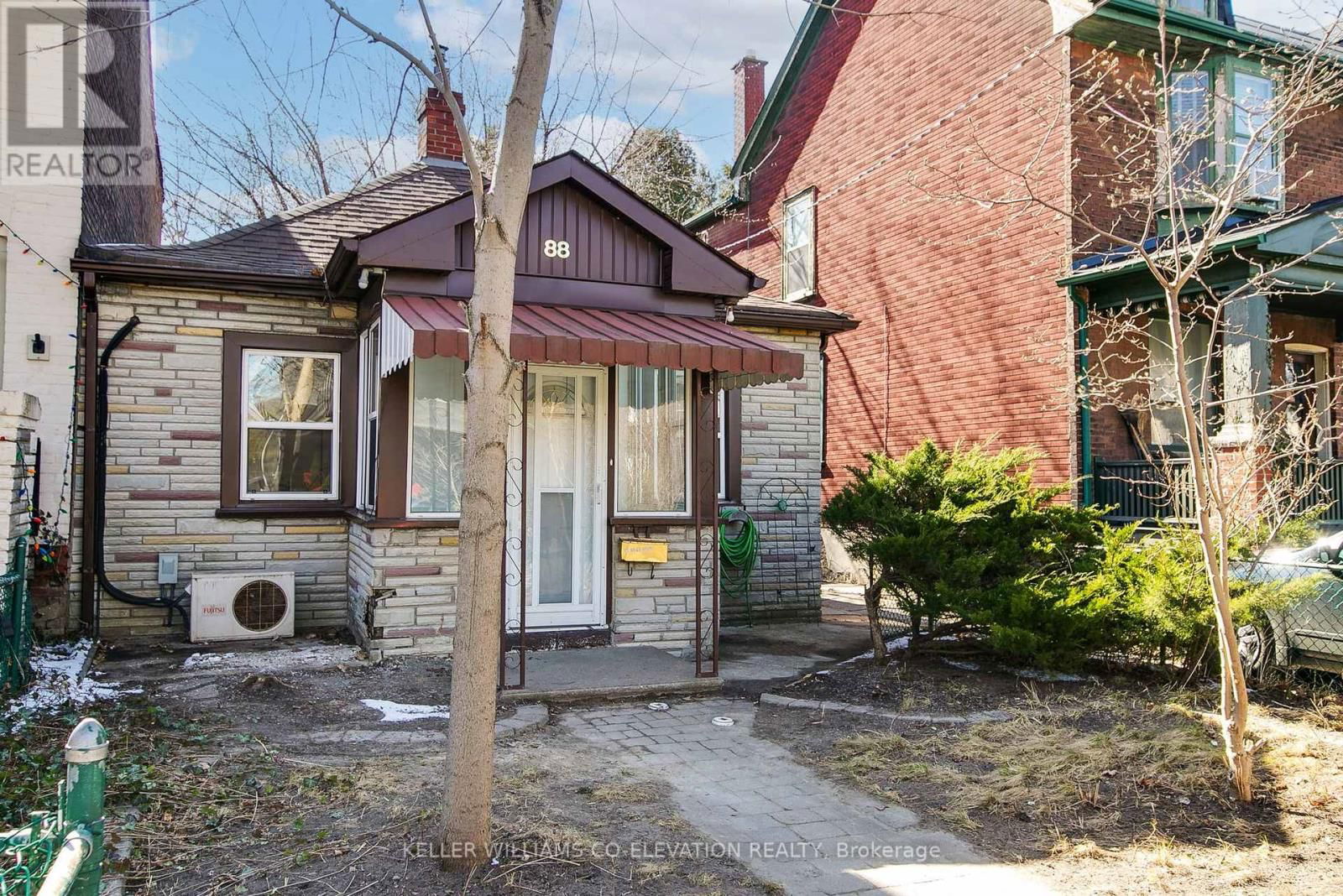 88 REDWOOD AVENUE Image 34