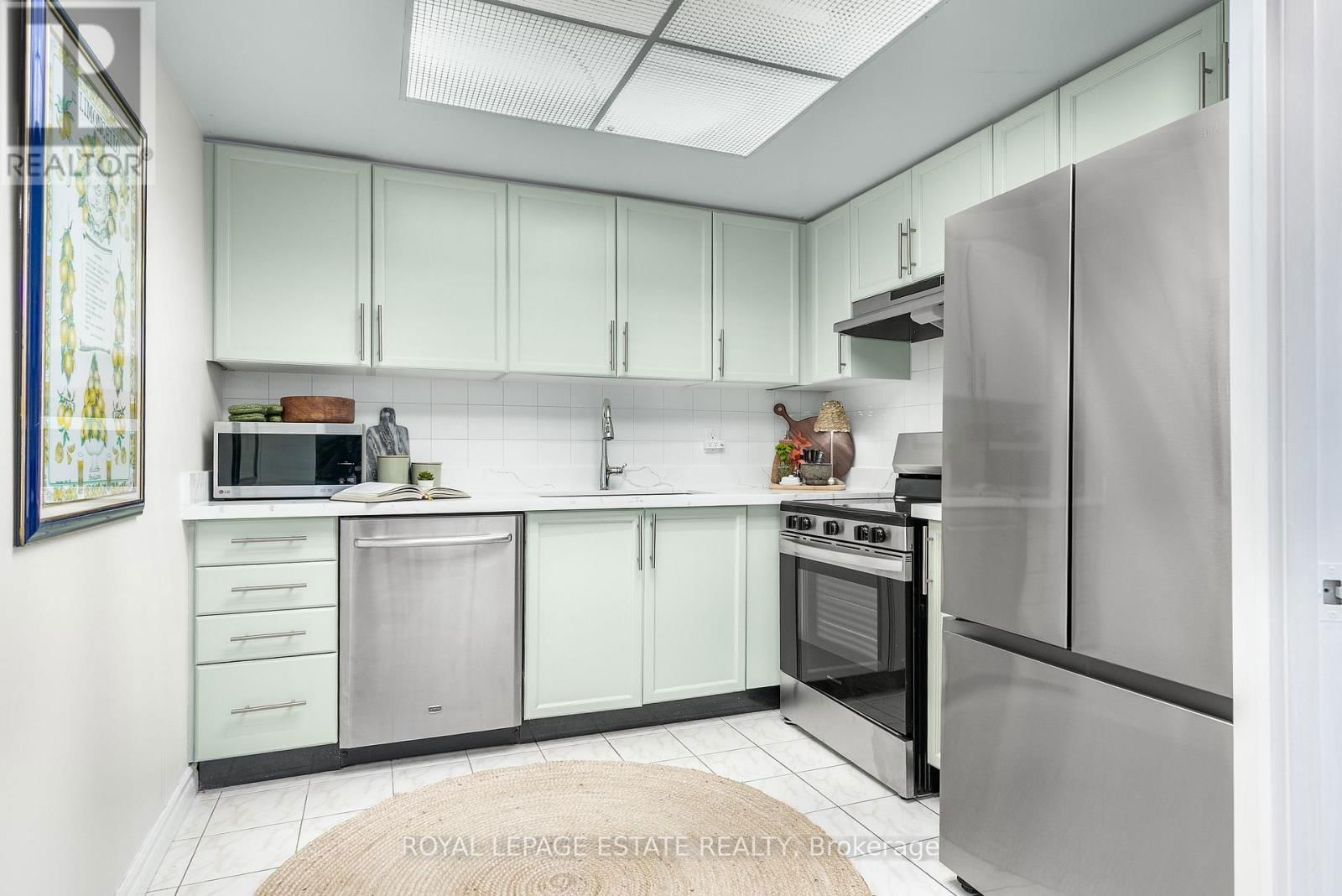 1279 - 1 GREYSTONE WALK DRIVE Image 18