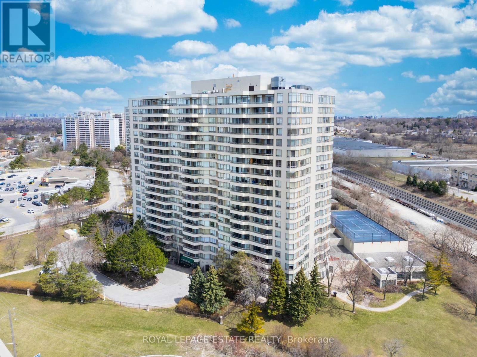 1279 - 1 GREYSTONE WALK DRIVE Image 2