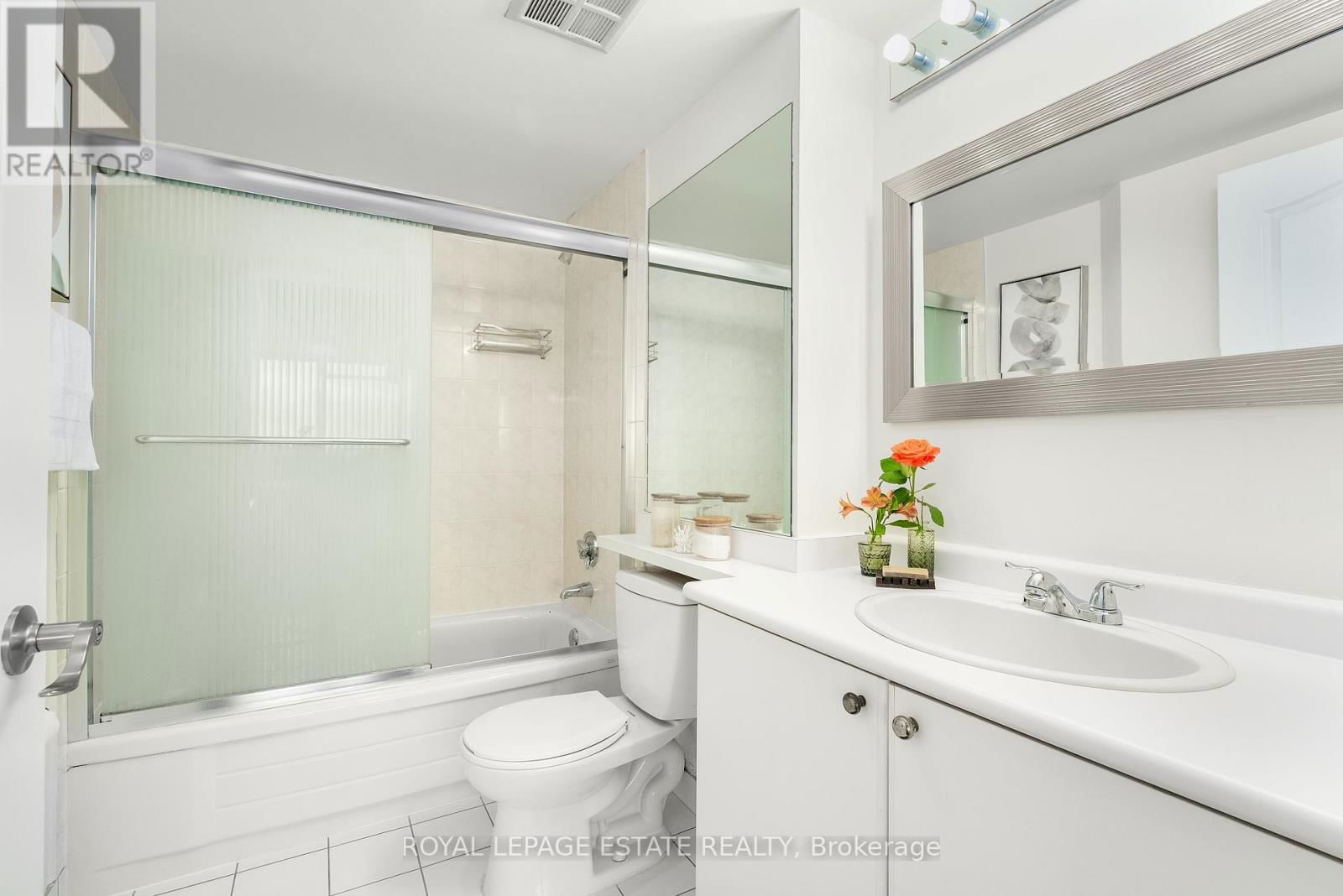 1279 - 1 GREYSTONE WALK DRIVE Image 32
