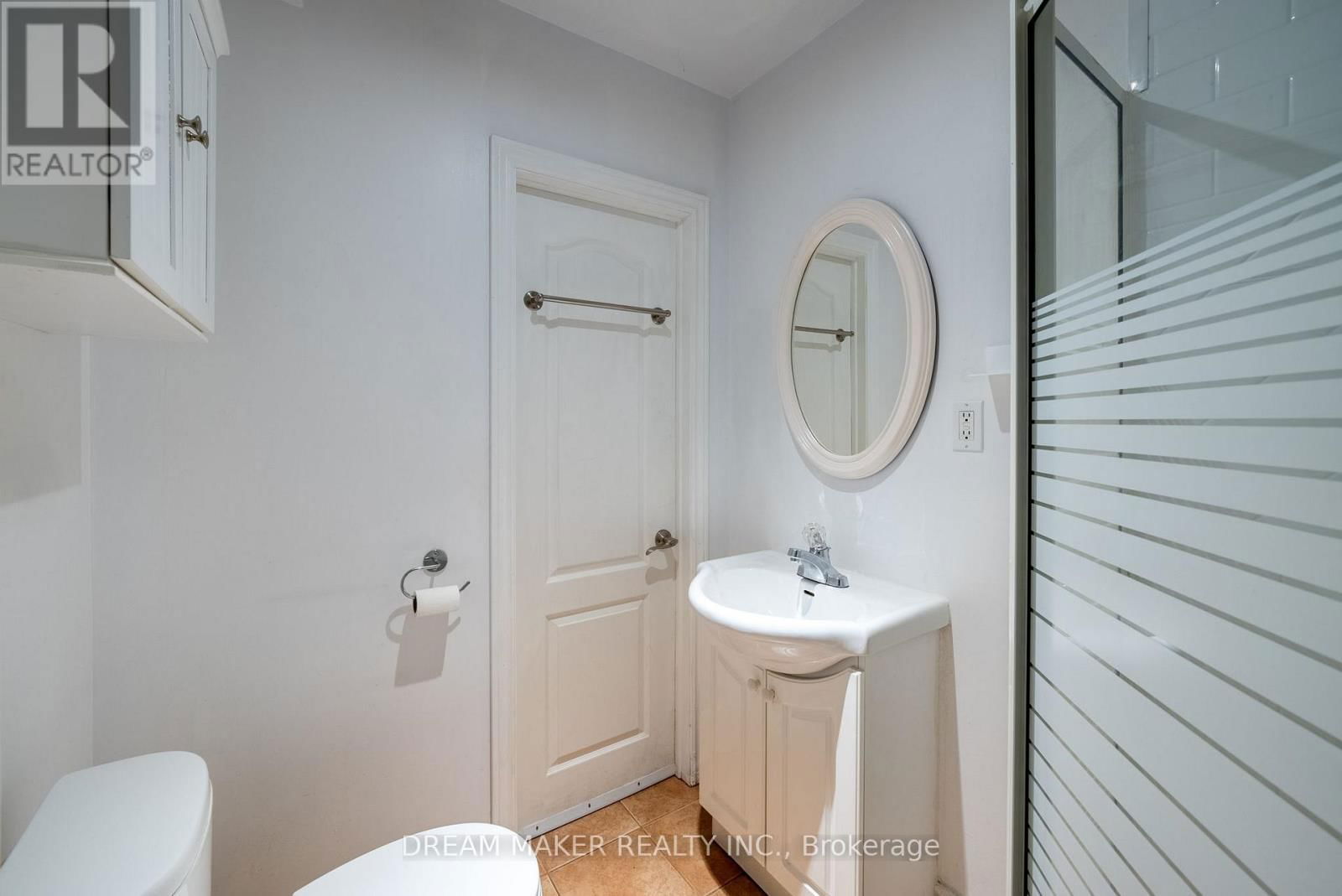 Lower - 207 CABOT STREET Image 6