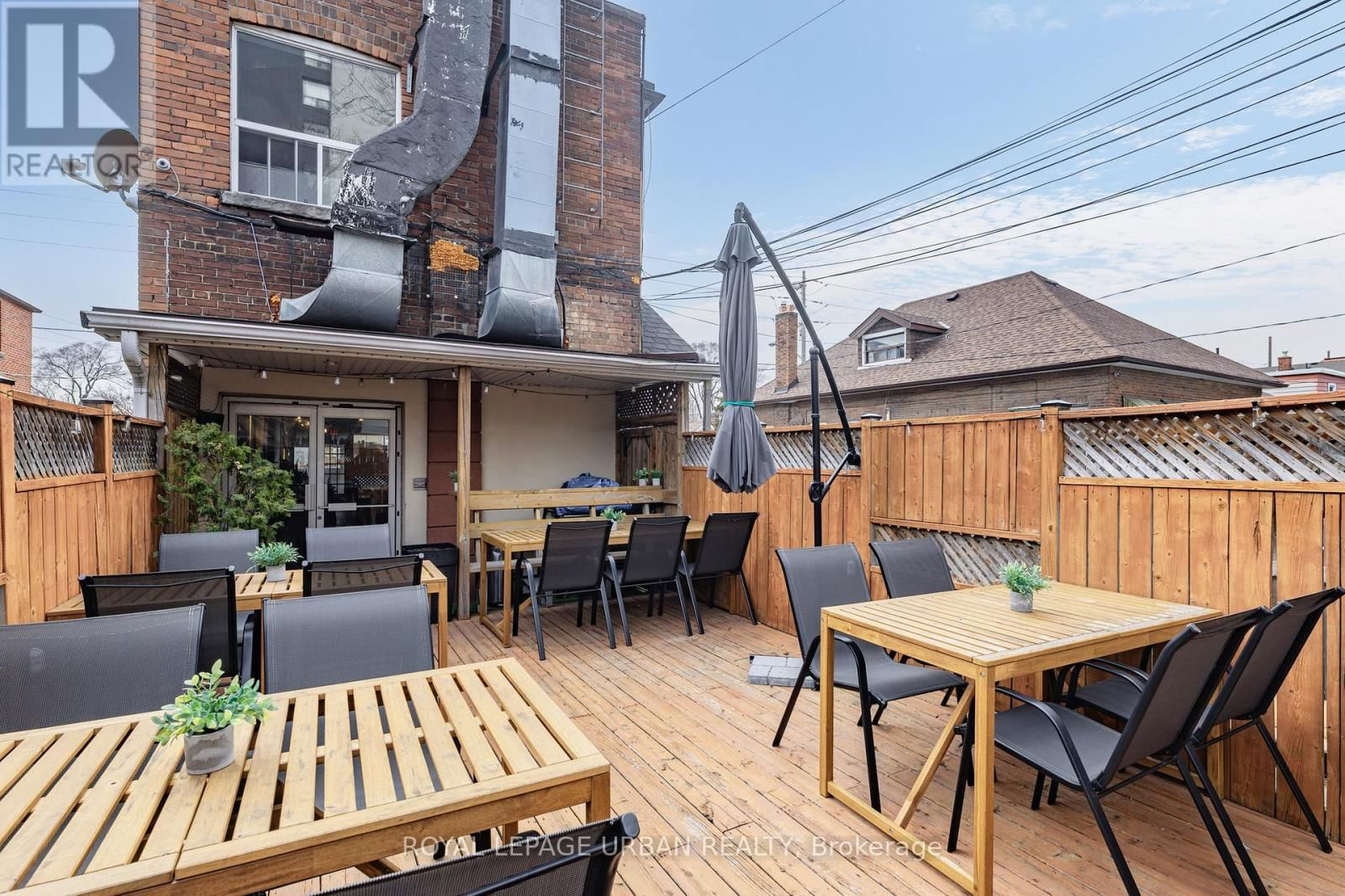 1201 BROADVIEW AVENUE Image 37