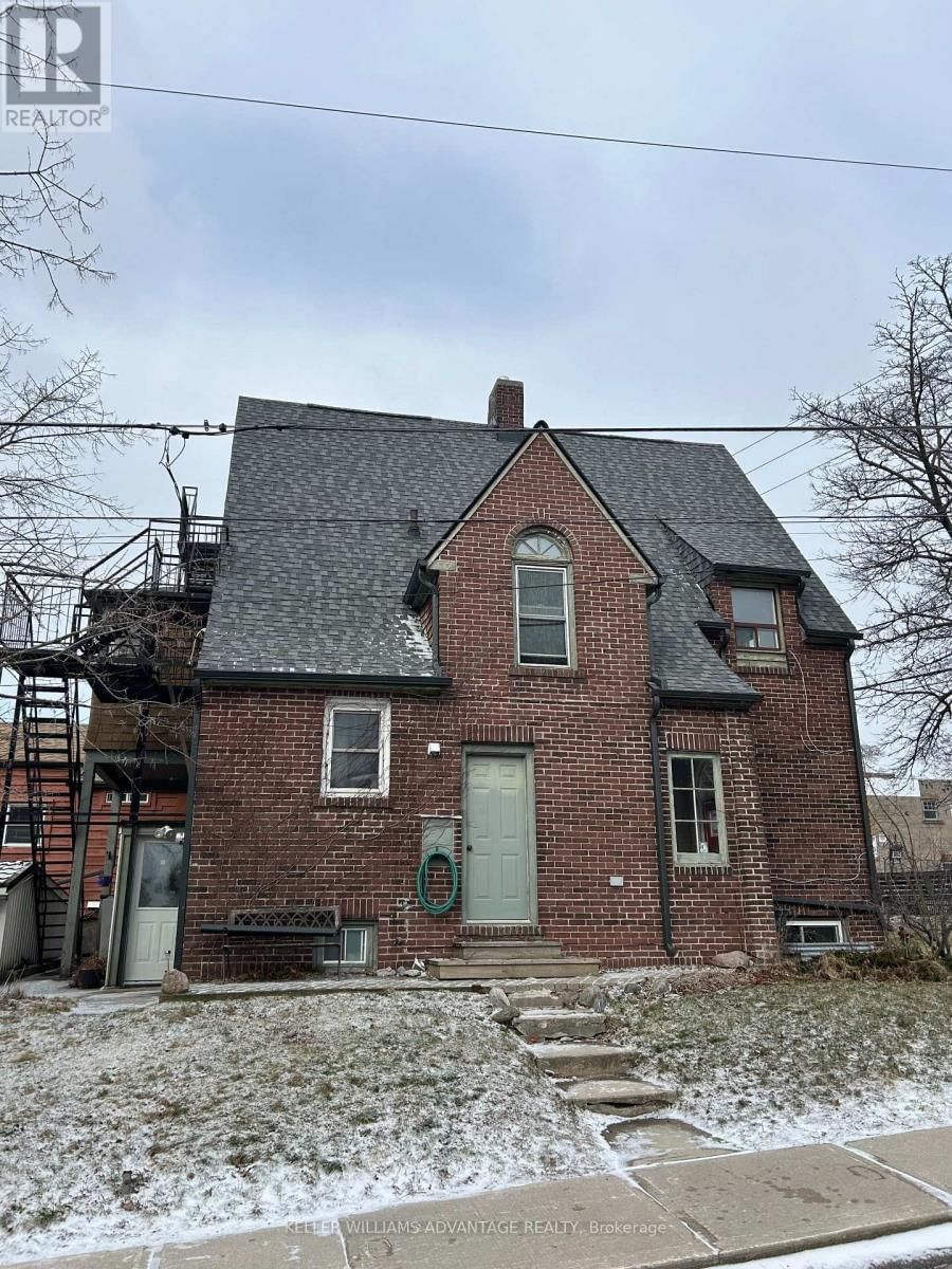 3 - 1443 KINGSTON ROAD Image 1