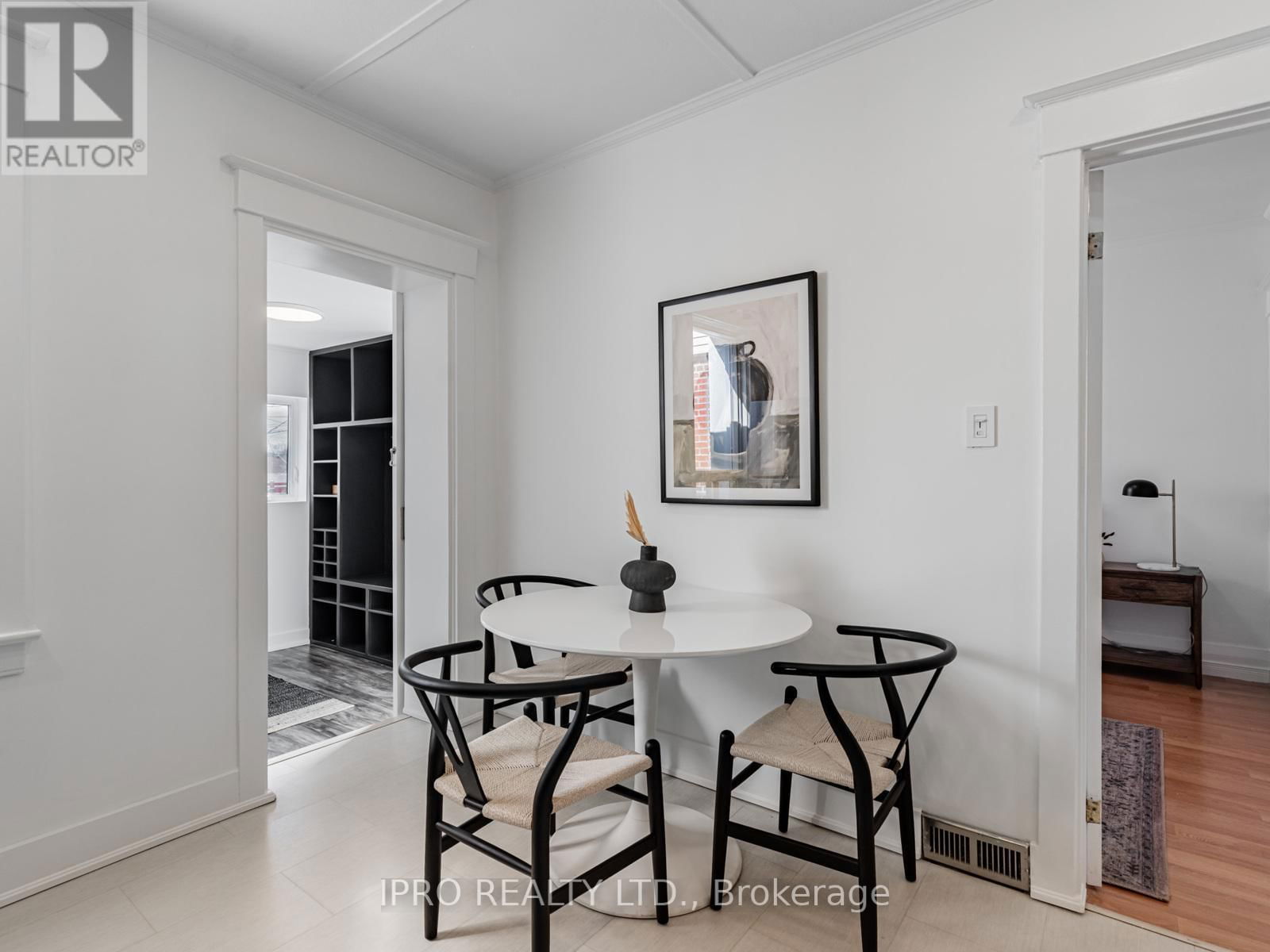 5 THYRA AVENUE Image 12