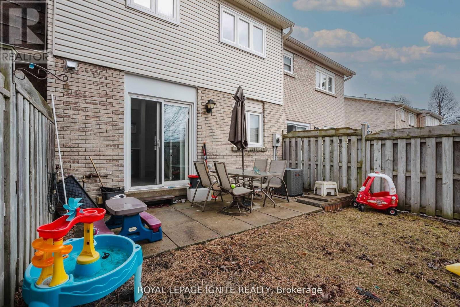 82 - 580 EYER DRIVE Image 21