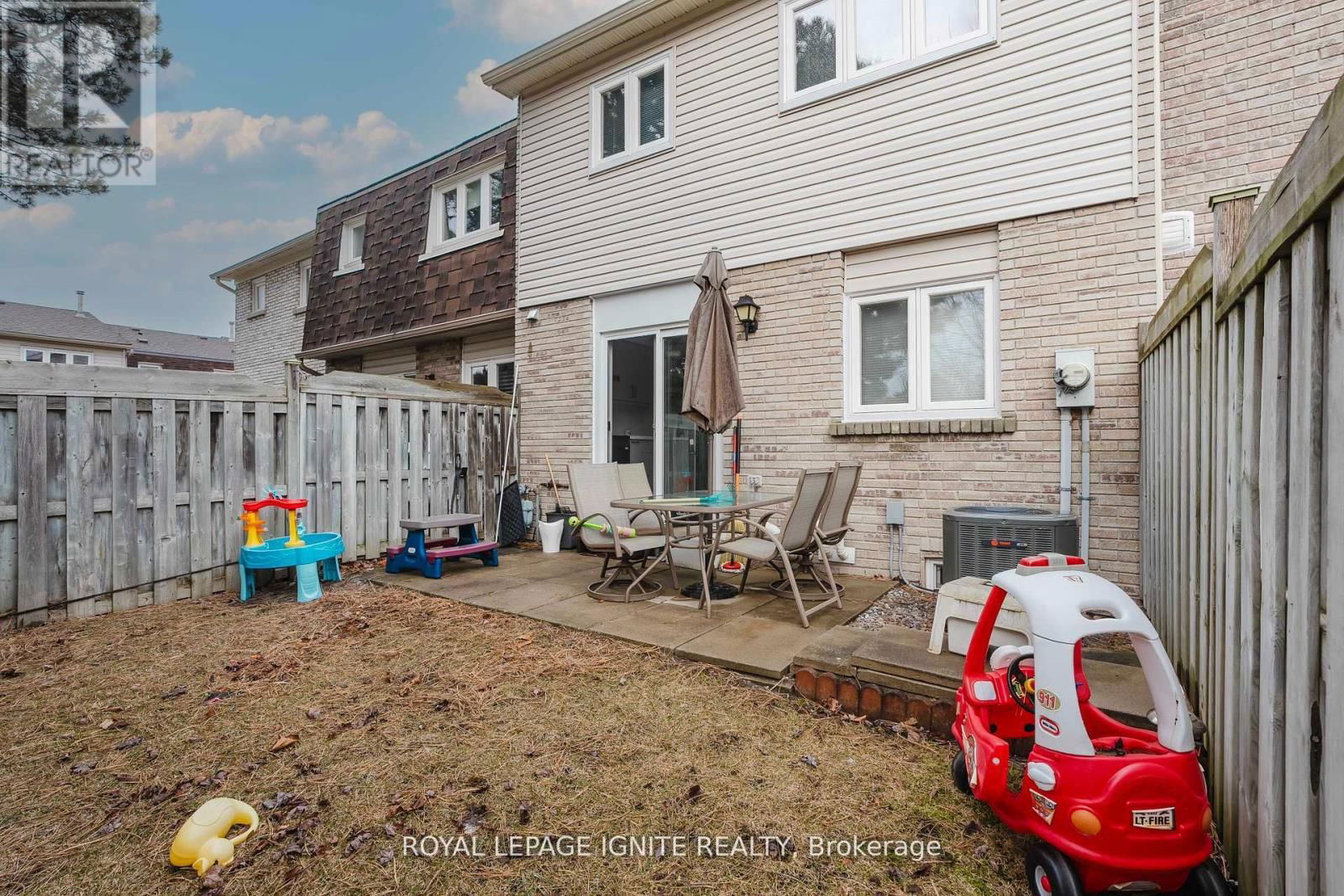 82 - 580 EYER DRIVE Image 22